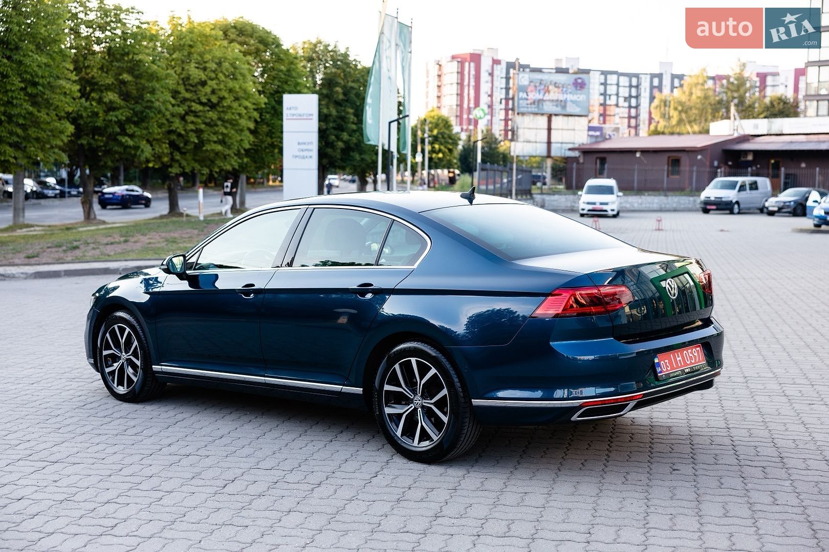 Volkswagen Passat 2020 VIN WVWZZZ3CZLE126040 фото оголошення 5 з 107