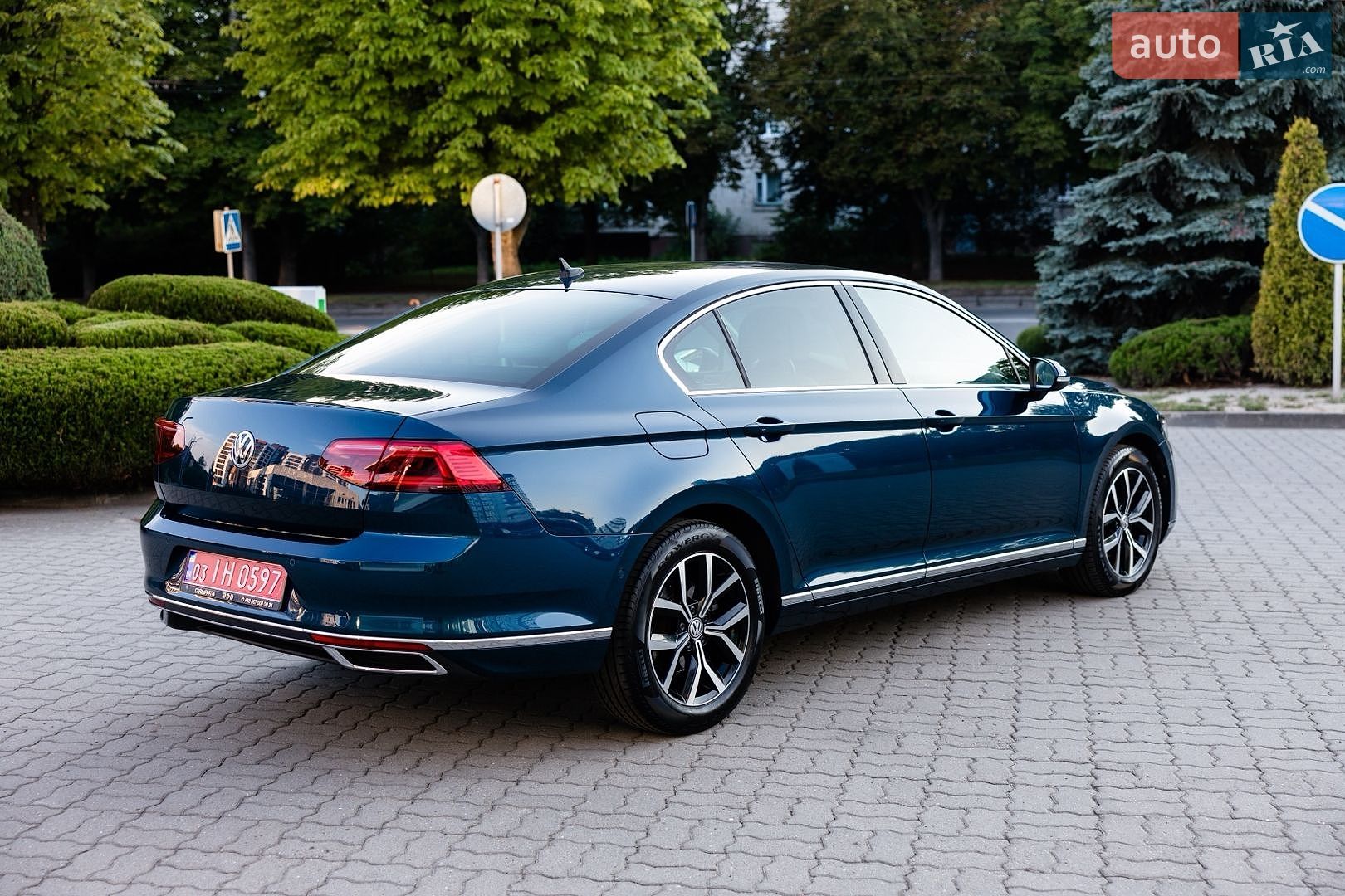 Volkswagen Passat 2020 VIN WVWZZZ3CZLE126040 фото оголошення 8 з 107