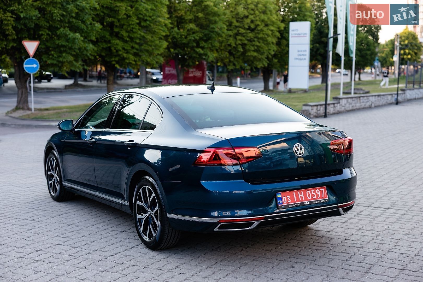 Volkswagen Passat 2020 VIN WVWZZZ3CZLE126040 фото оголошення 6 з 107
