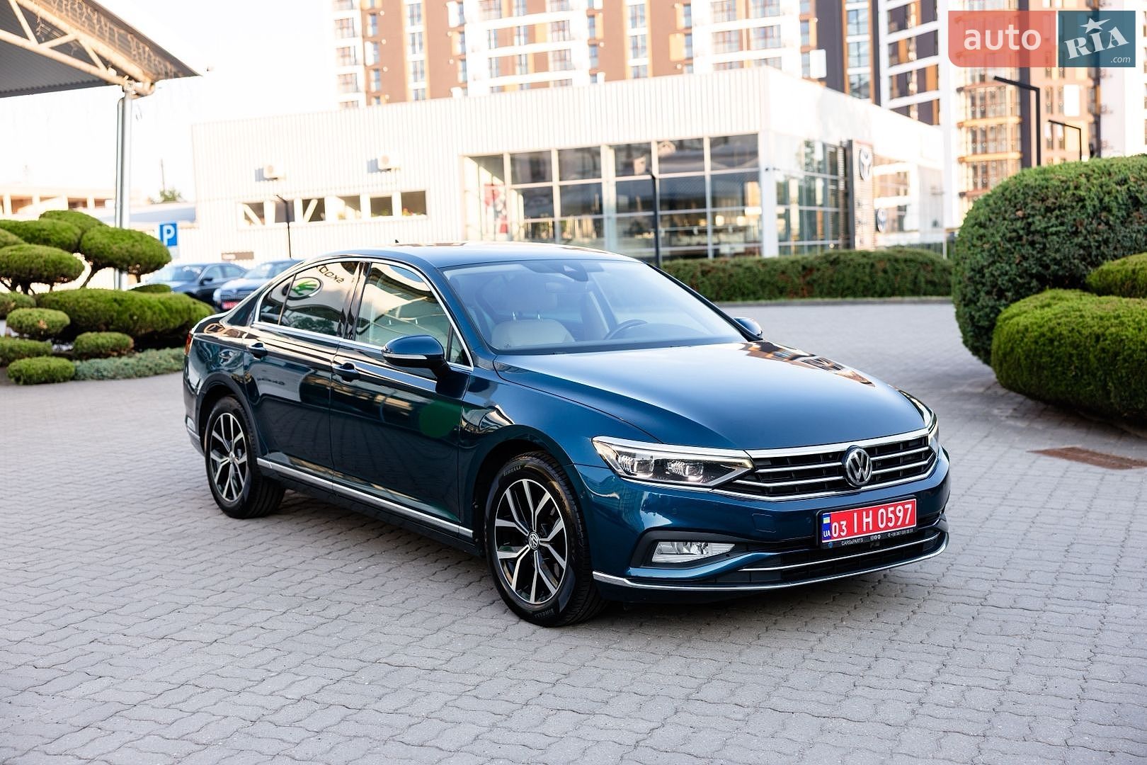 Volkswagen Passat 2020 VIN WVWZZZ3CZLE126040 фото оголошення 12 з 107