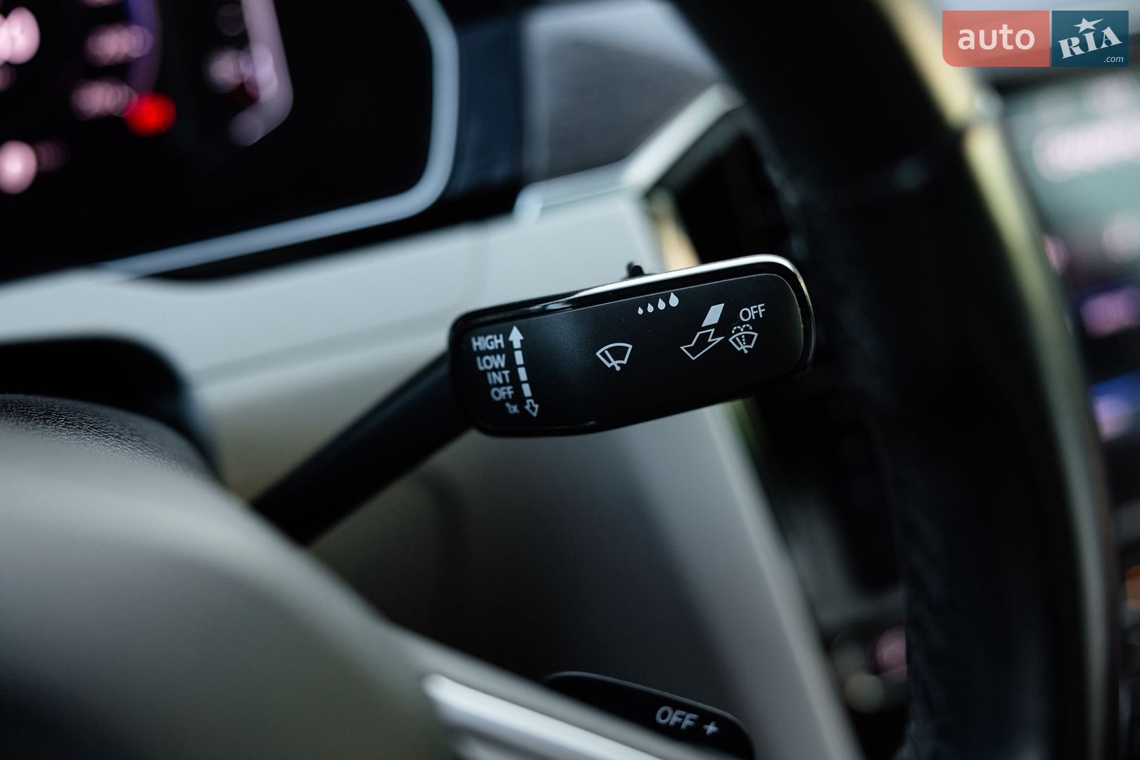 Volkswagen Passat 2020 VIN WVWZZZ3CZLE126040 фото оголошення 40 з 107