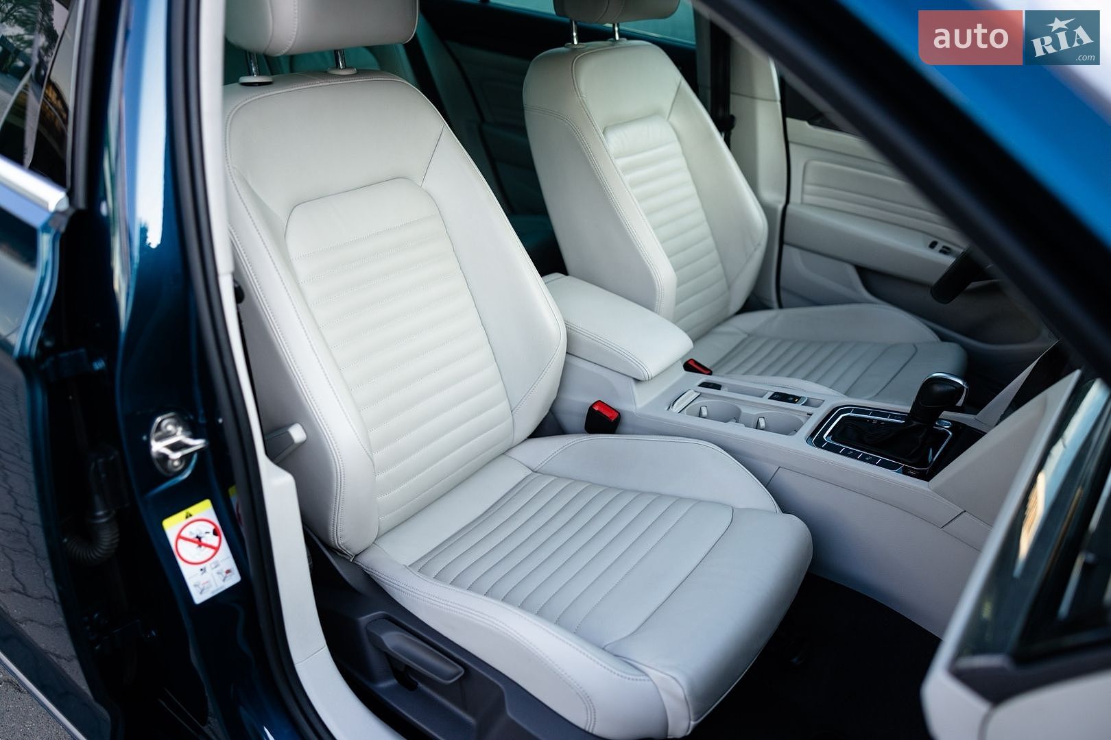 Volkswagen Passat 2020 VIN WVWZZZ3CZLE126040 фото оголошення 67 з 107