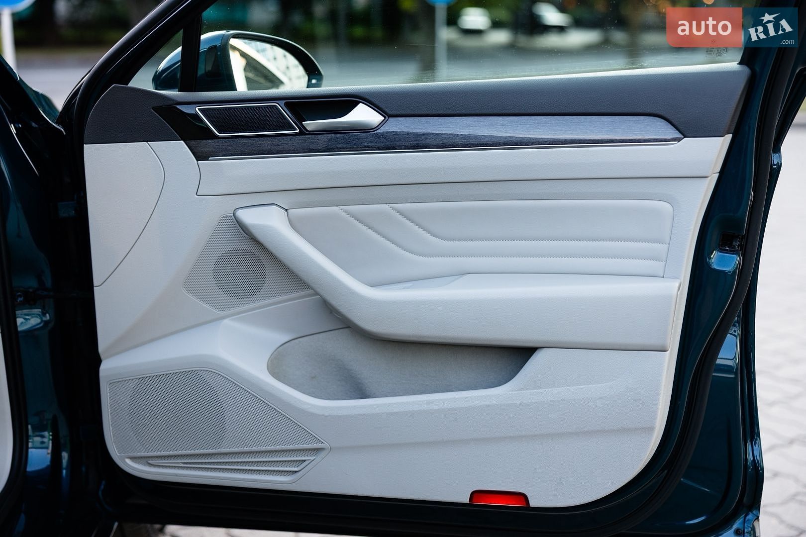 Volkswagen Passat 2020 VIN WVWZZZ3CZLE126040 фото оголошення 69 з 107