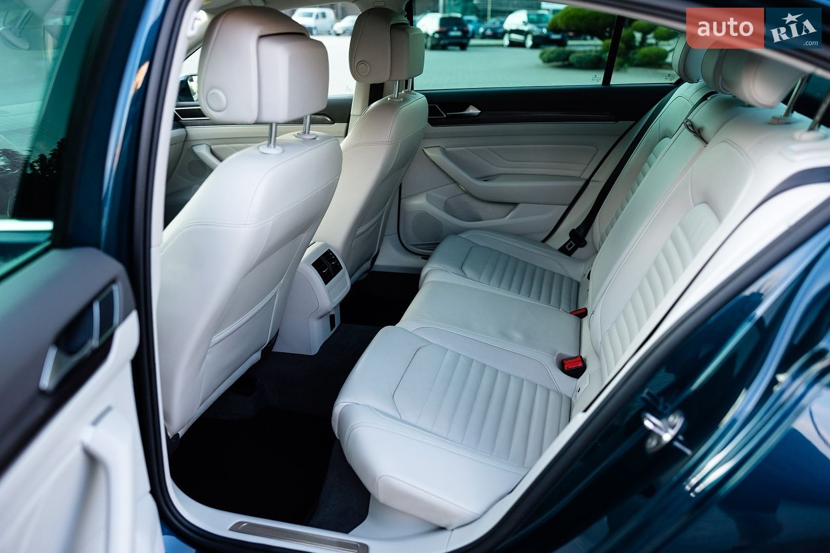 Volkswagen Passat 2020 VIN WVWZZZ3CZLE126040 фото оголошення 80 з 107
