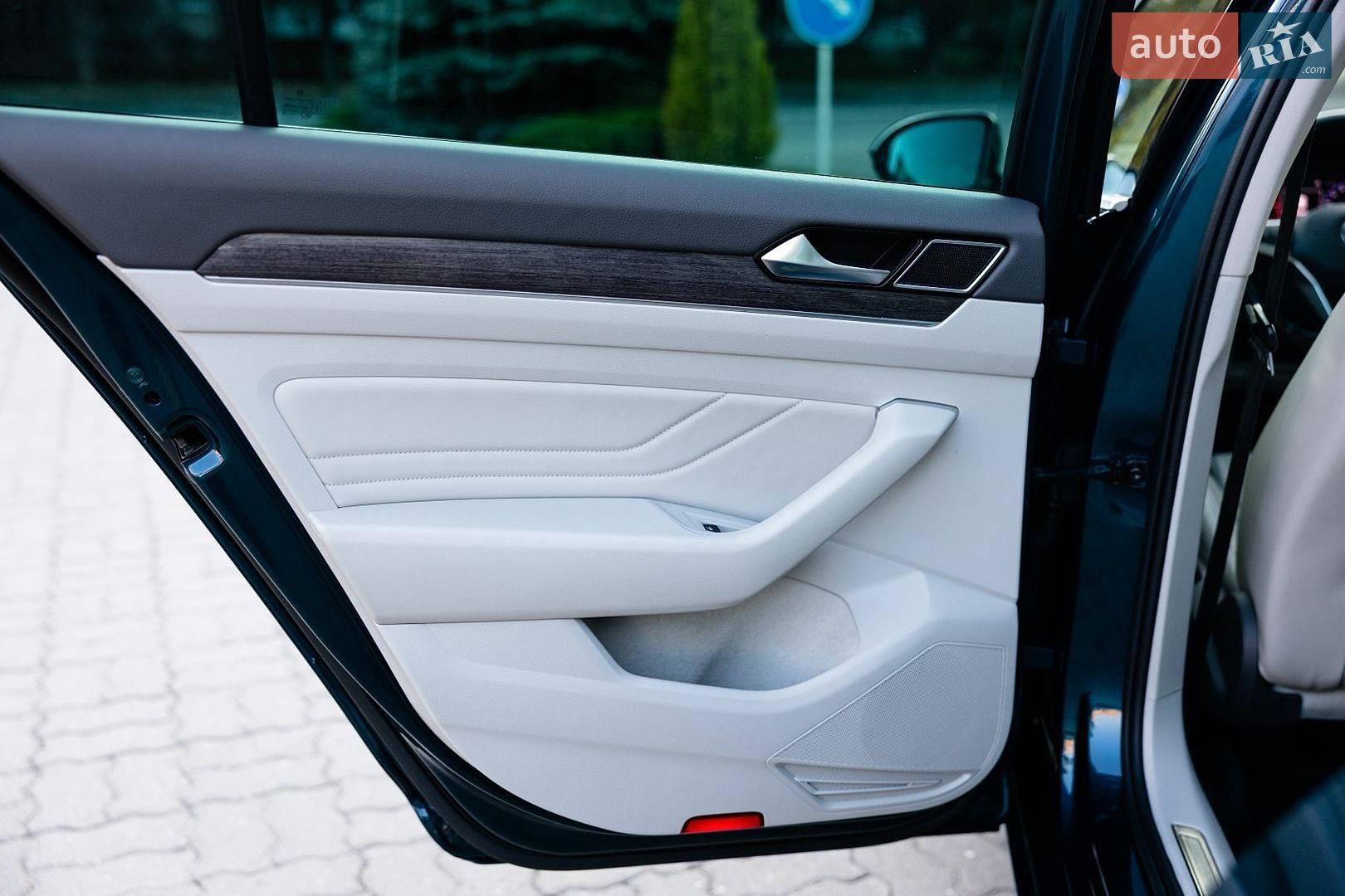 Volkswagen Passat 2020 VIN WVWZZZ3CZLE126040 фото оголошення 83 з 107