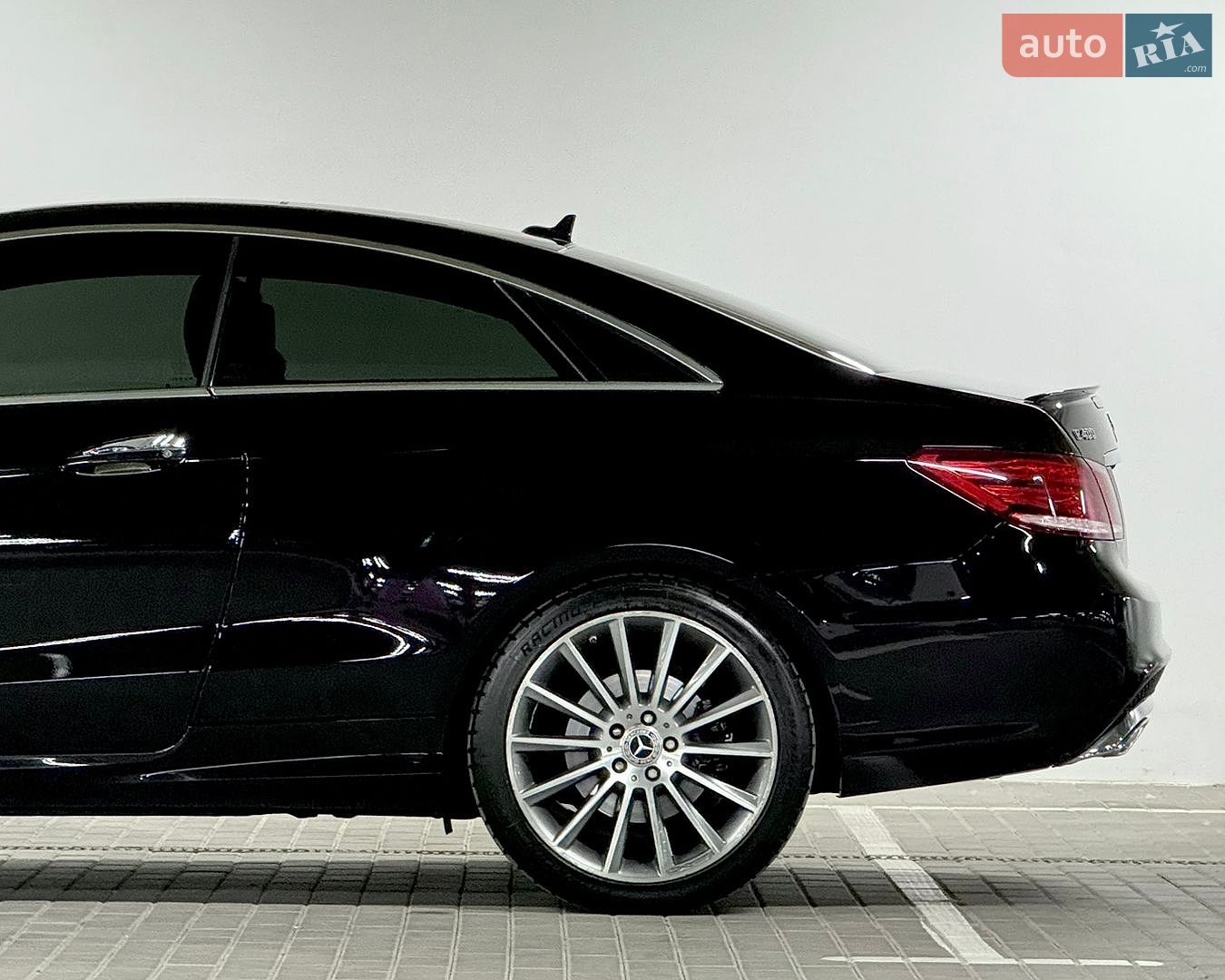 Mercedes-Benz E-Class 2016 VIN WDDKJ6HB7HF361903 фото оголошення 10 з 46