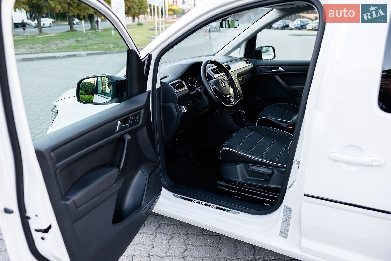 Volkswagen Caddy 2020 VIN WV2ZZZ2KZLX106251 фото оголошення 16 з 96