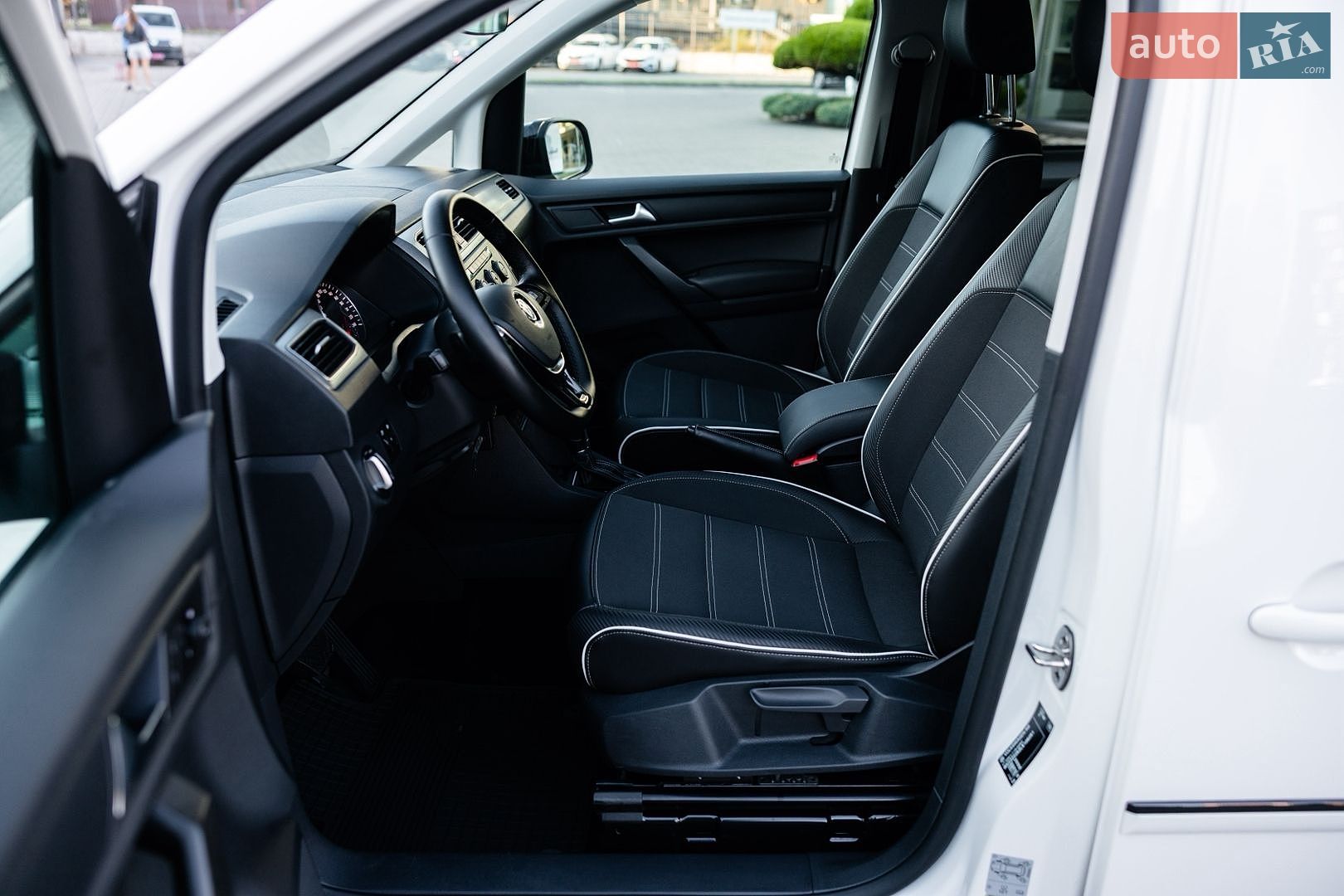 Volkswagen Caddy 2020 VIN WV2ZZZ2KZLX106251 фото оголошення 17 з 96