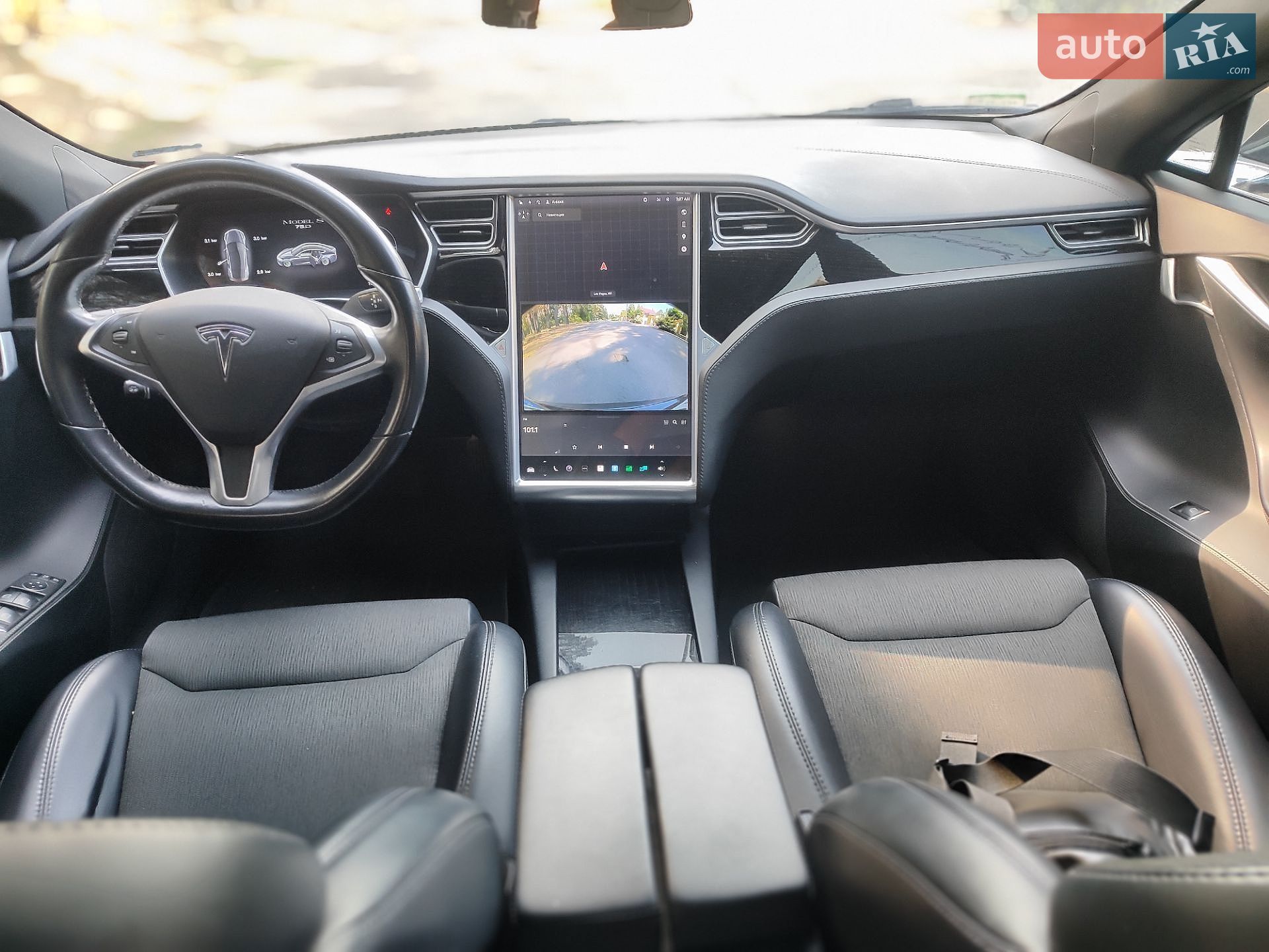 Tesla Model S 2018 VIN 5YJSA1E27JF240011 фото оголошення 8 з 16