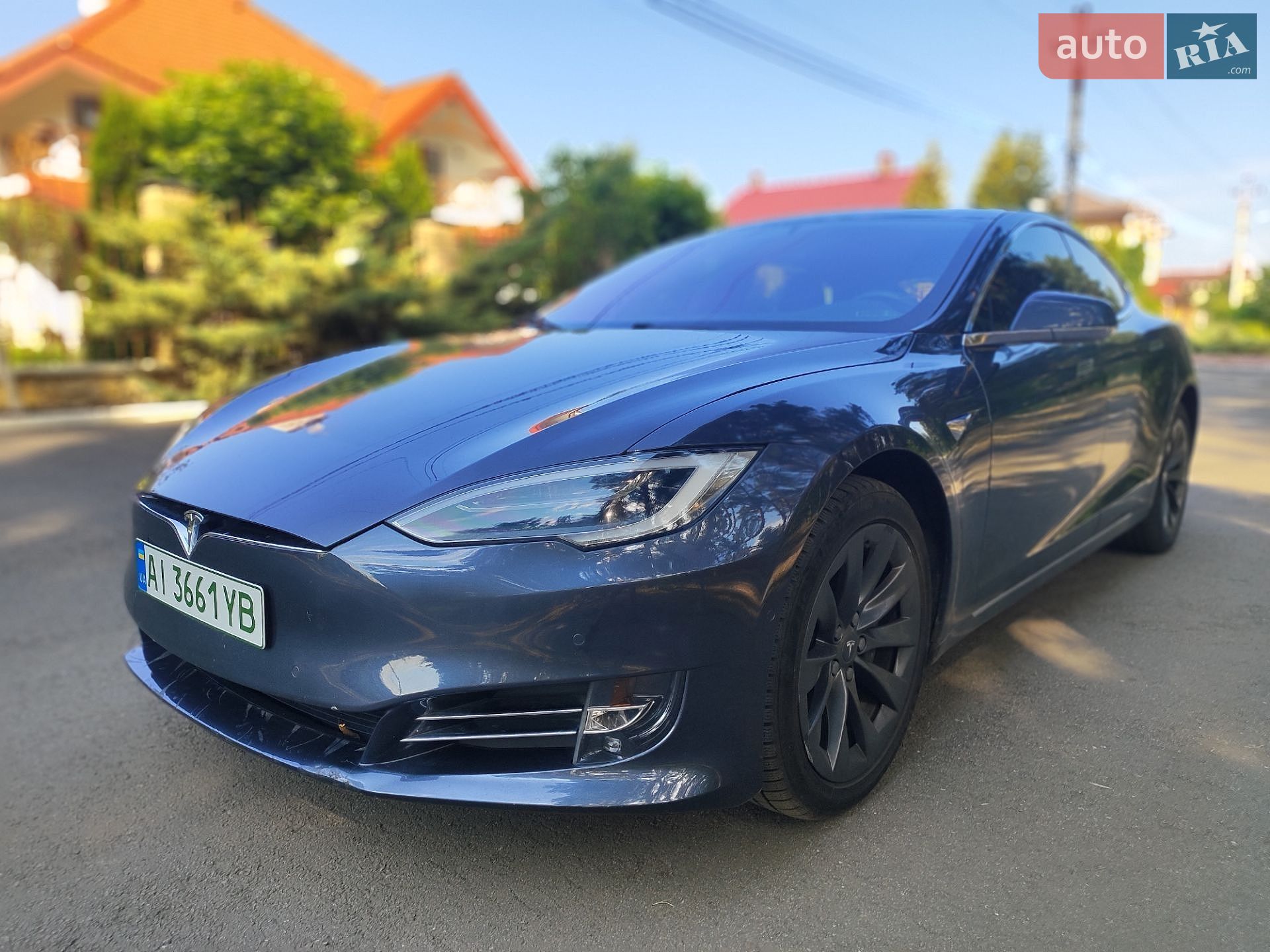 Tesla Model S 2018 VIN 5YJSA1E27JF240011 фото оголошення 2 з 16