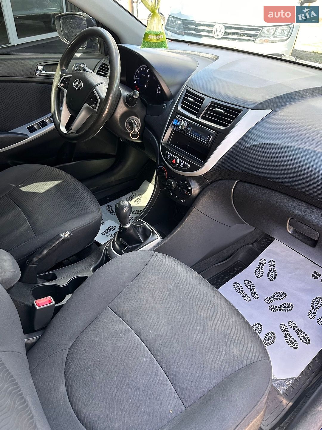 Hyundai Accent 2012 VIN Z94CU41DACR107102 фото оголошення 4 з 20