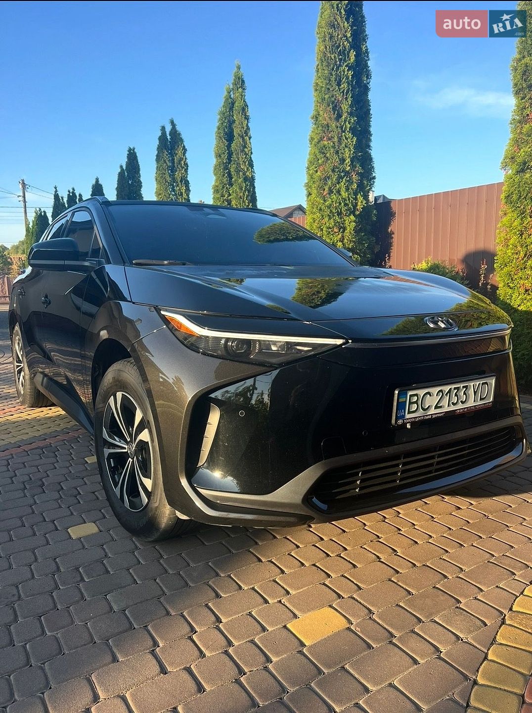 Toyota bZ4X 2023 VIN JTMABACA6PA018239 фото оголошення 8 з 12
