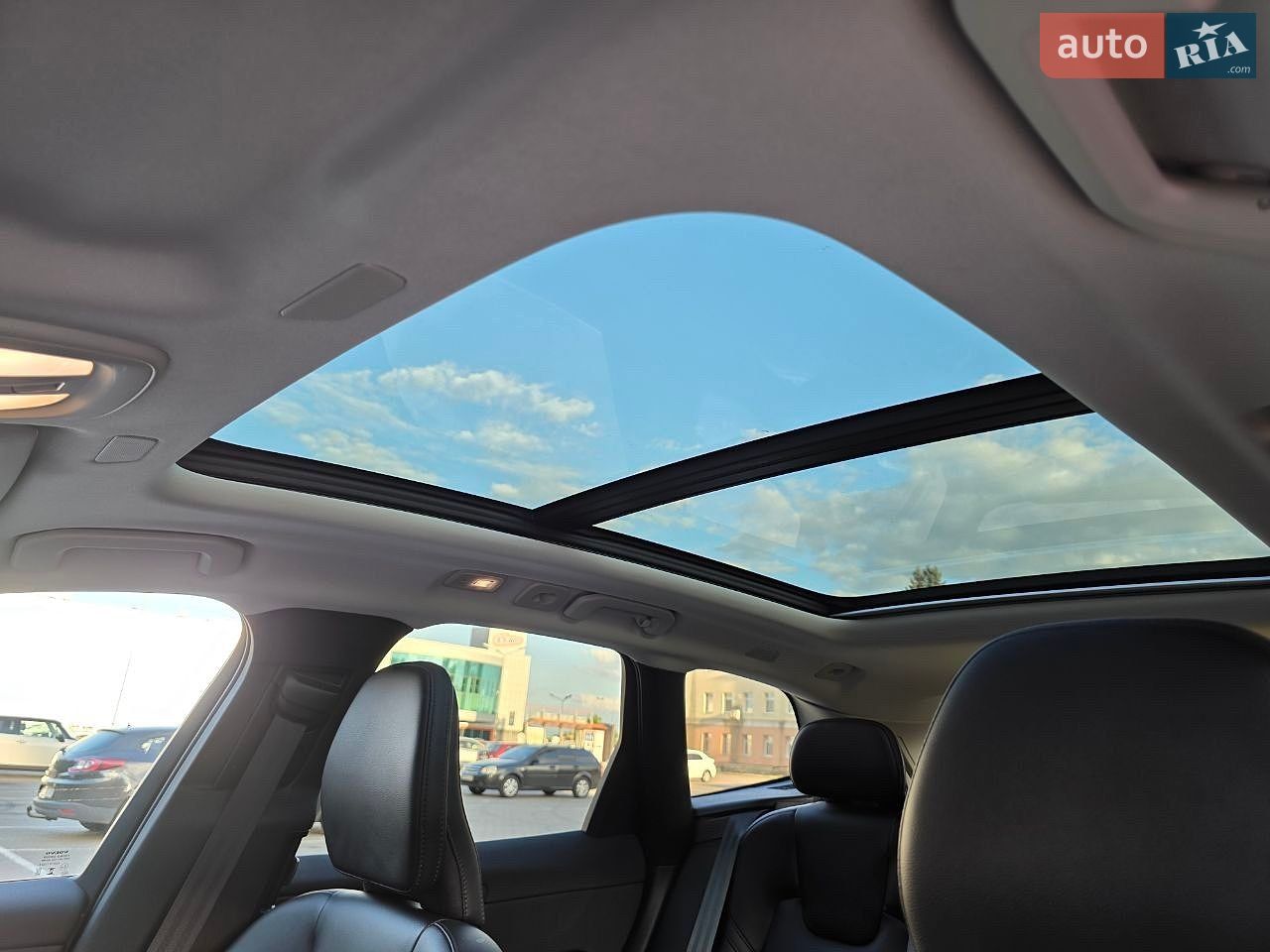 Volvo XC60 2024 VIN LYVH60DK9RB928046 фото оголошення 21 з 25