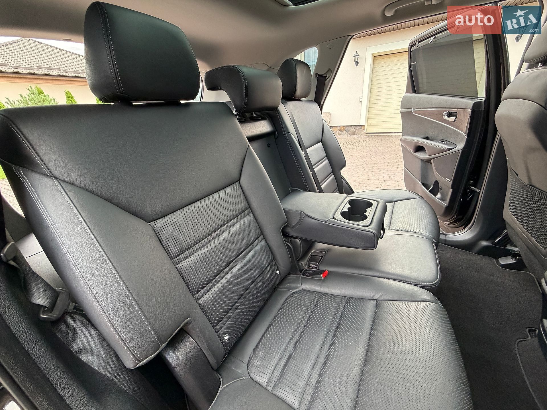 Kia Sorento 2016 VIN KNAPH81BDG5176988 фото оголошення 25 з 99