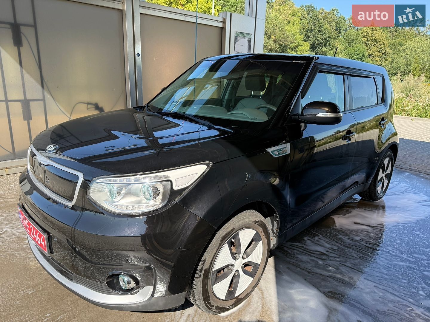 Kia Soul 2018 VIN KNAJX81EFJ7035029 фото оголошення 5 з 89