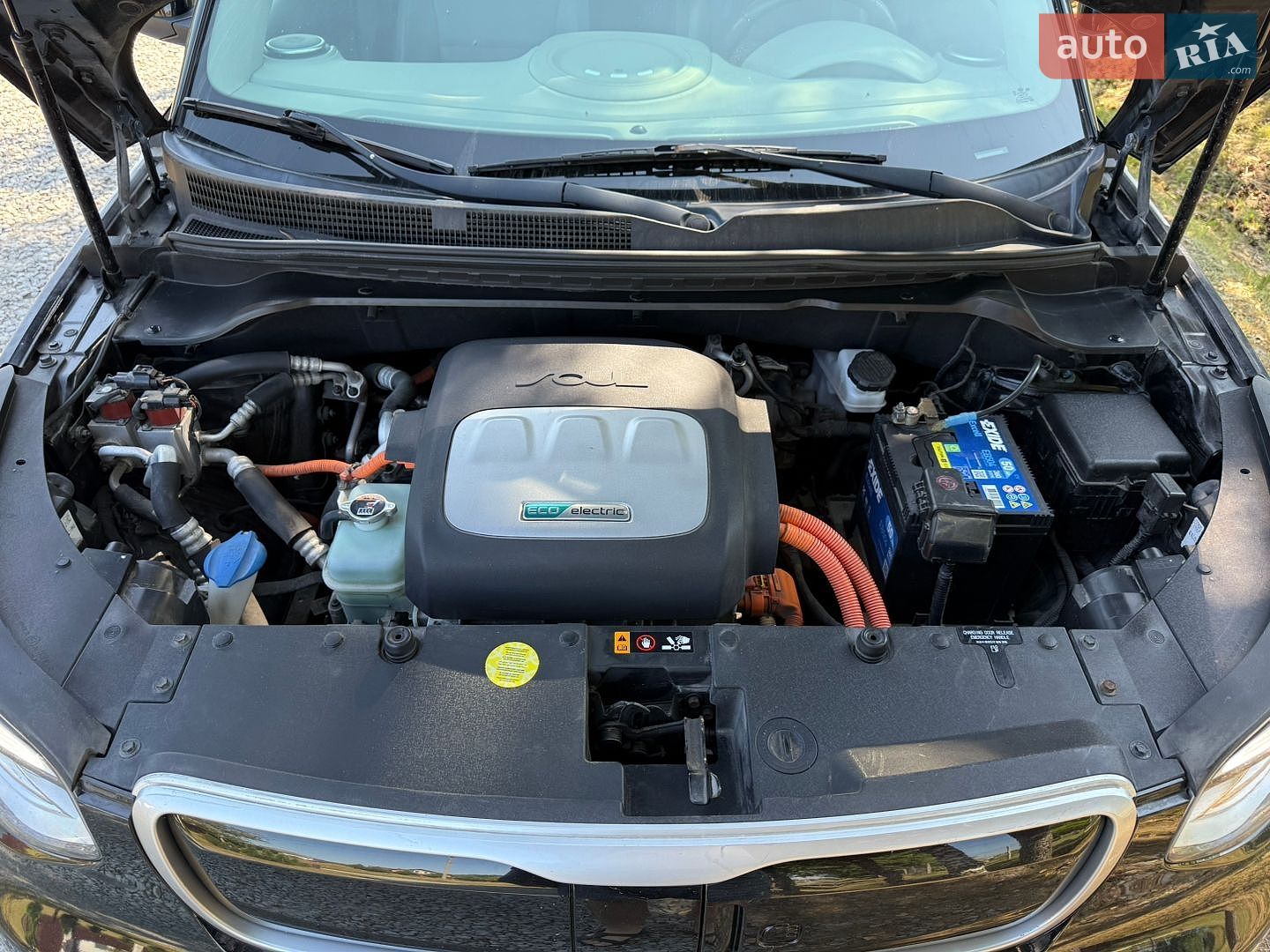 Kia Soul 2018 VIN KNAJX81EFJ7035029 фото оголошення 40 з 89
