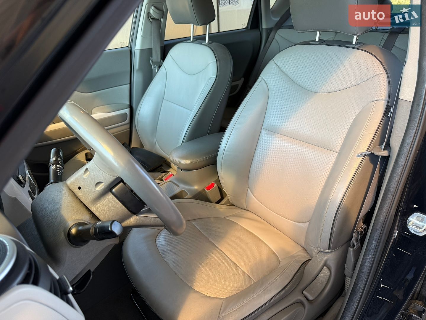 Kia Soul 2018 VIN KNAJX81EFJ7035029 фото оголошення 51 з 89
