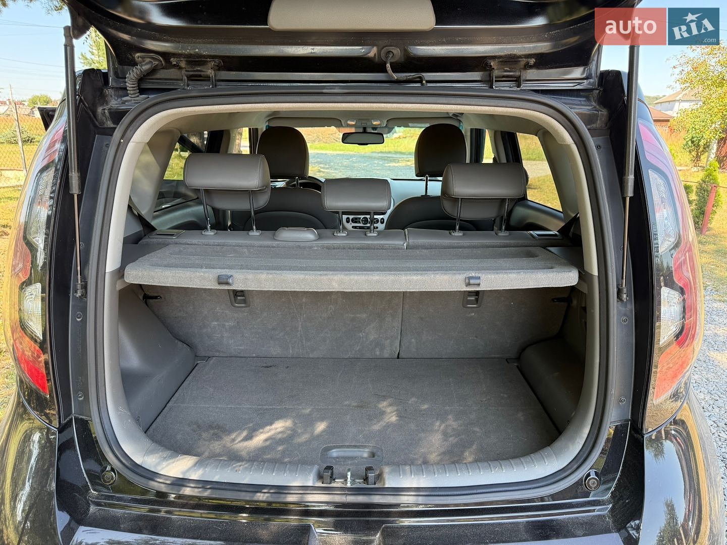 Kia Soul 2018 VIN KNAJX81EFJ7035029 фото оголошення 60 з 89