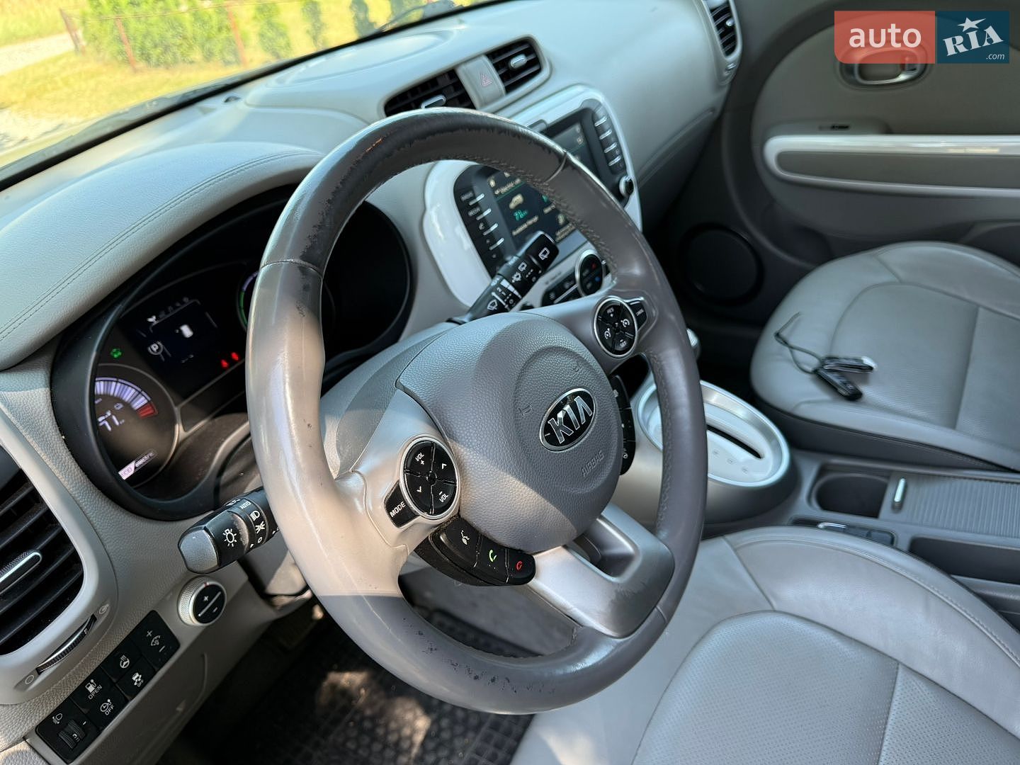 Kia Soul 2018 VIN KNAJX81EFJ7035029 фото оголошення 70 з 89