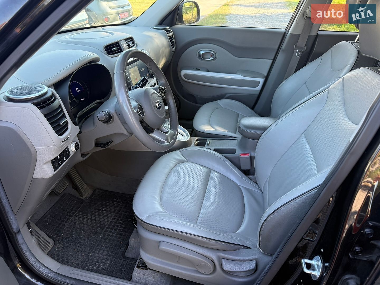 Kia Soul 2018 VIN KNAJX81EFJ7035029 фото оголошення 73 з 89