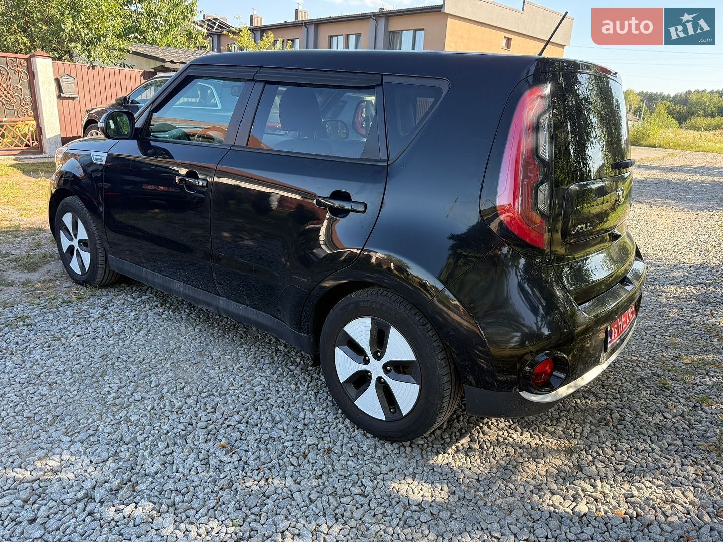 Kia Soul 2018 VIN KNAJX81EFJ7035029 фото оголошення 24 з 89