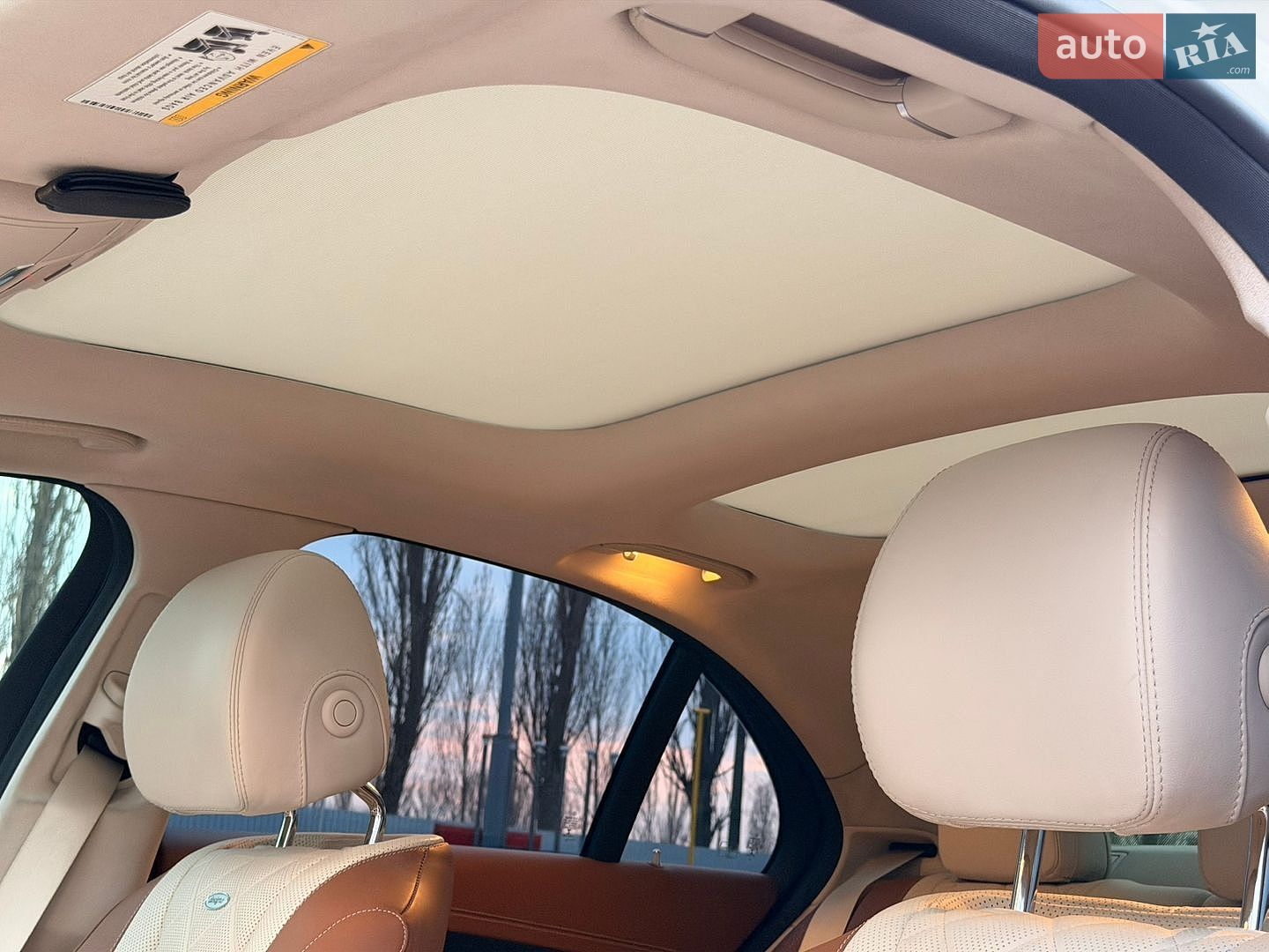 Mercedes-Benz E-Class 2019 VIN WDDZF4JB2KA631882 фото оголошення 17 з 21