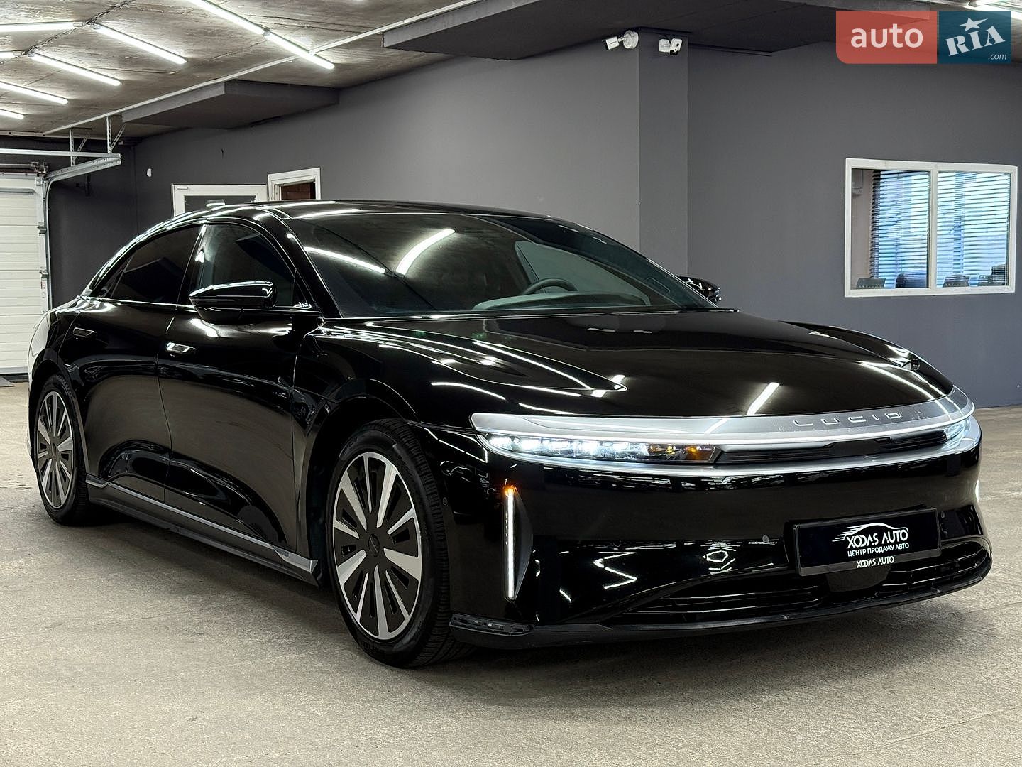 Lucid Air 2023 VIN 50EA1TEA5RA009347 фото оголошення 8 з 45