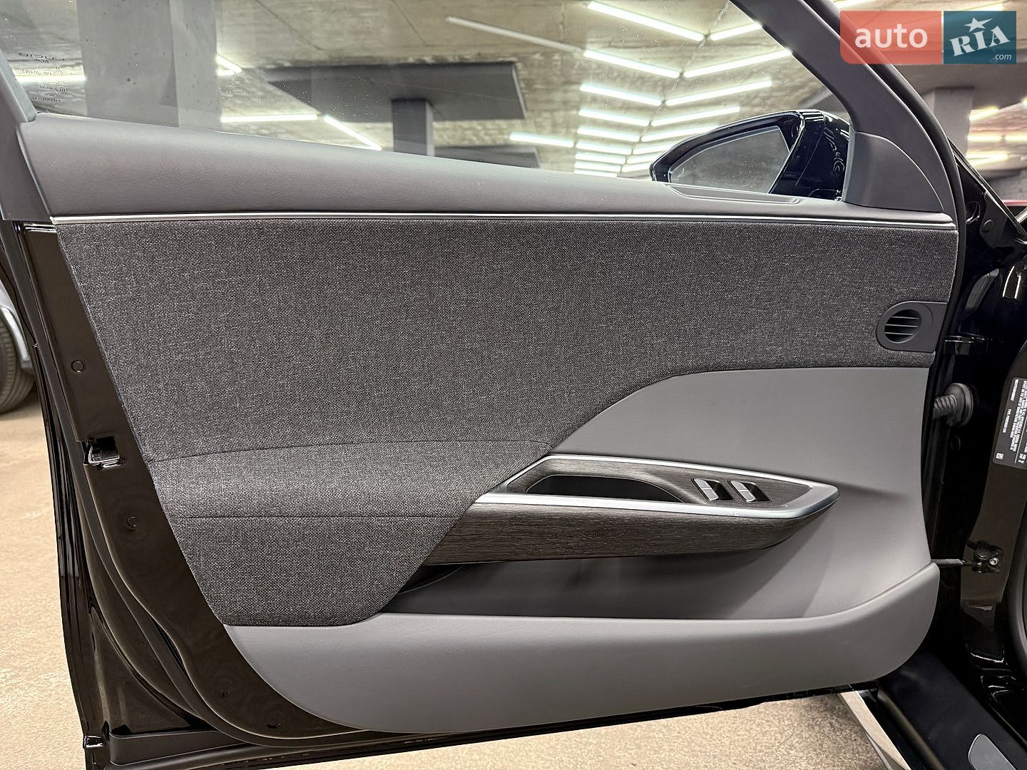 Lucid Air 2023 VIN 50EA1TEA5RA009347 фото оголошення 12 з 45