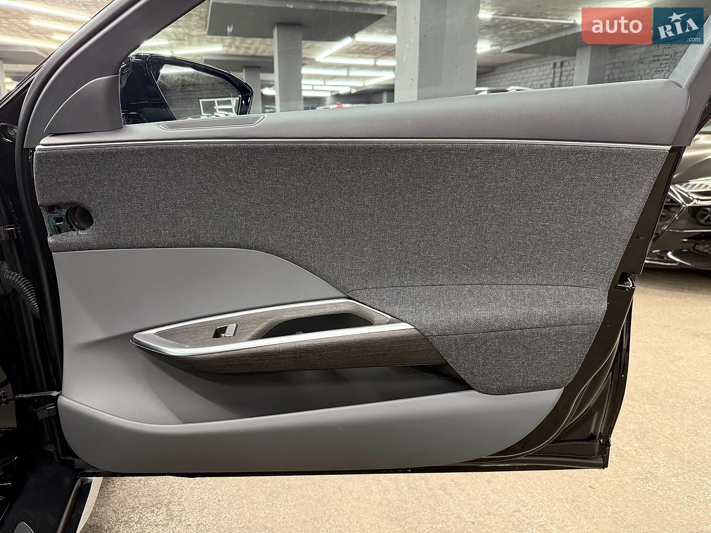 Lucid Air 2023 VIN 50EA1TEA5RA009347 фото оголошення 23 з 45