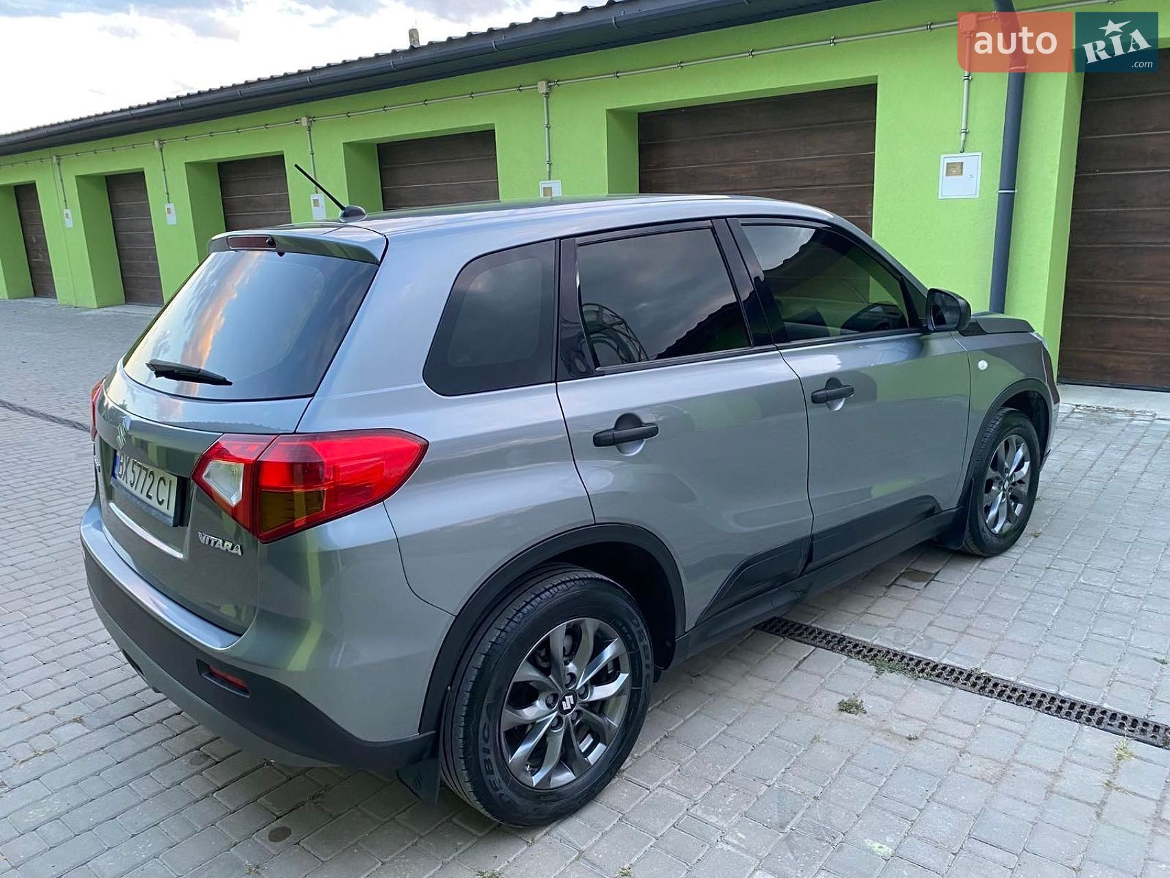 Suzuki Vitara 2018 VIN TSMLYD21S00512332 фото оголошення 3 з 20