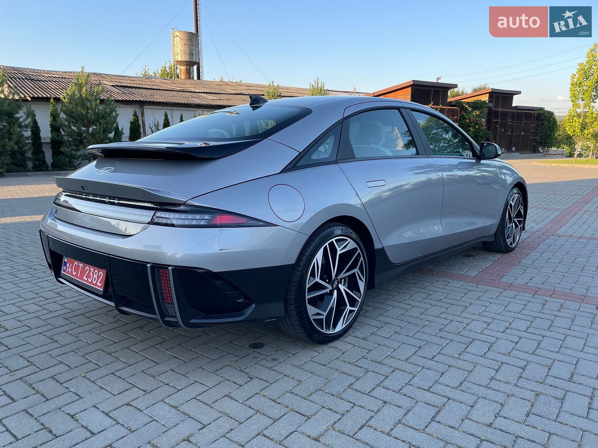 Hyundai Ioniq 6 2023 VIN KMHM34ACXPA051062 фото оголошення 8 з 74