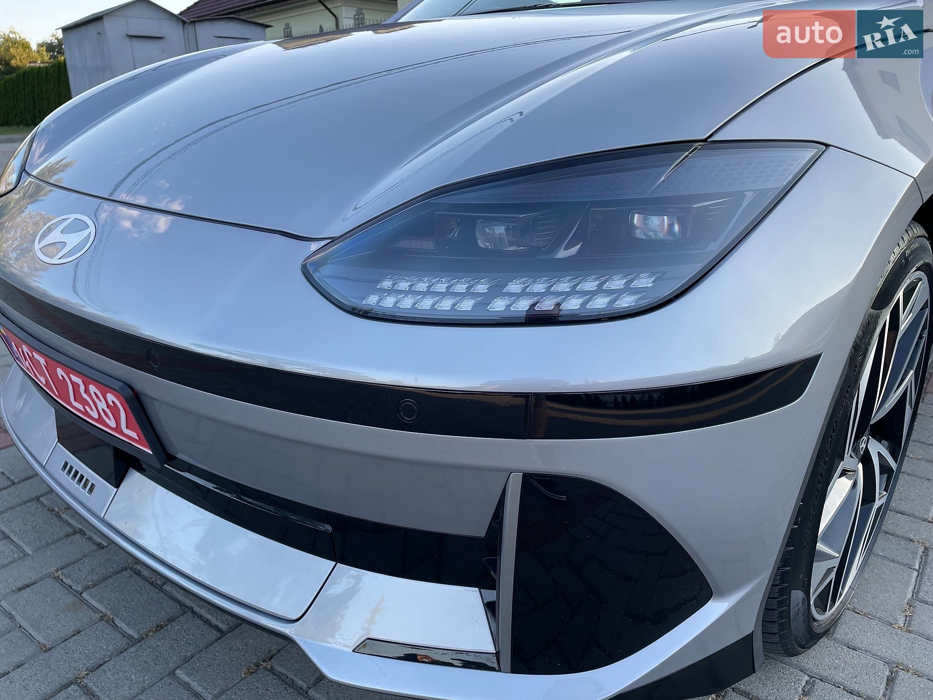 Hyundai Ioniq 6 2023 VIN KMHM34ACXPA051062 фото оголошення 13 з 74