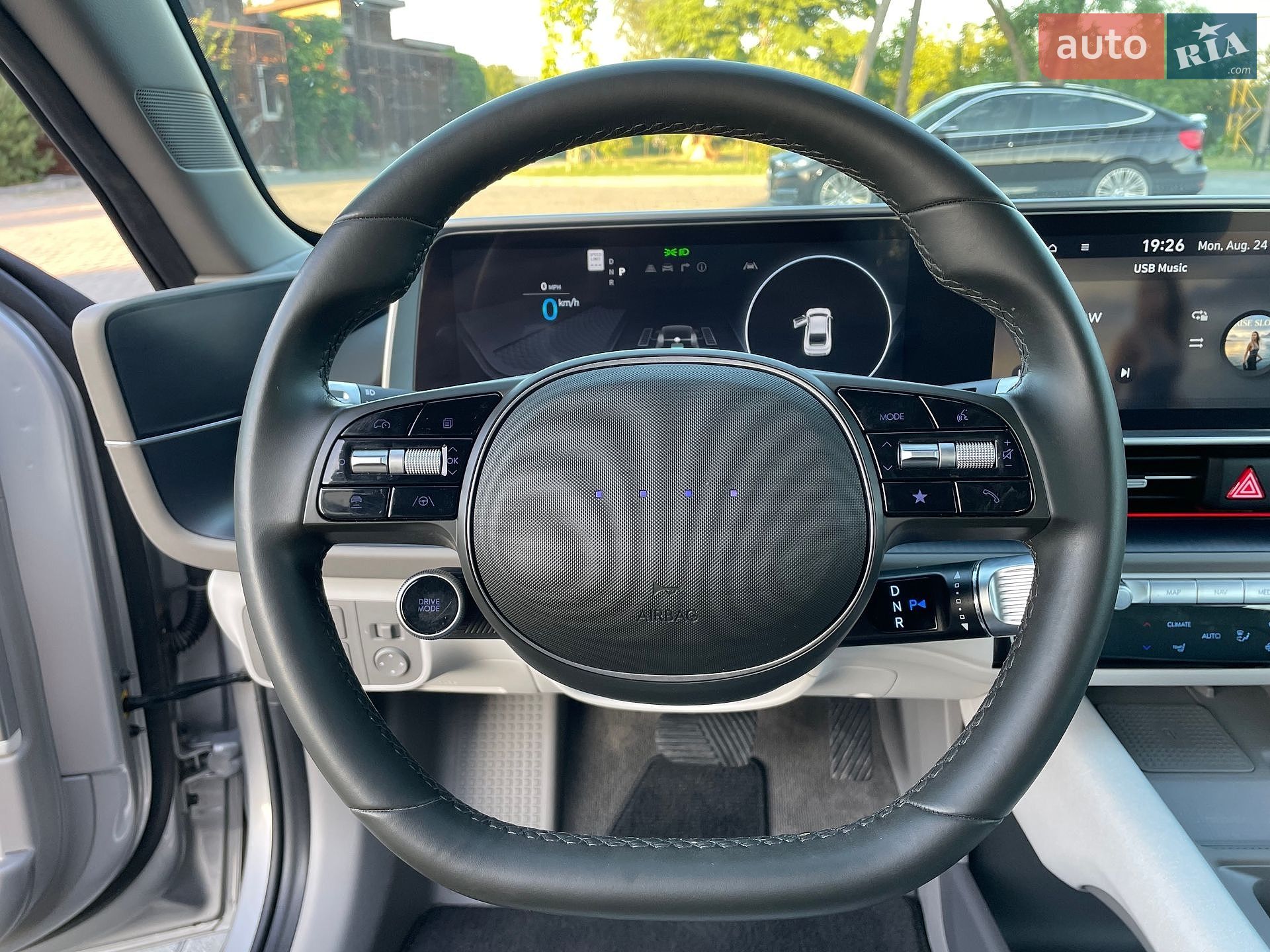 Hyundai Ioniq 6 2023 VIN KMHM34ACXPA051062 фото оголошення 45 з 74