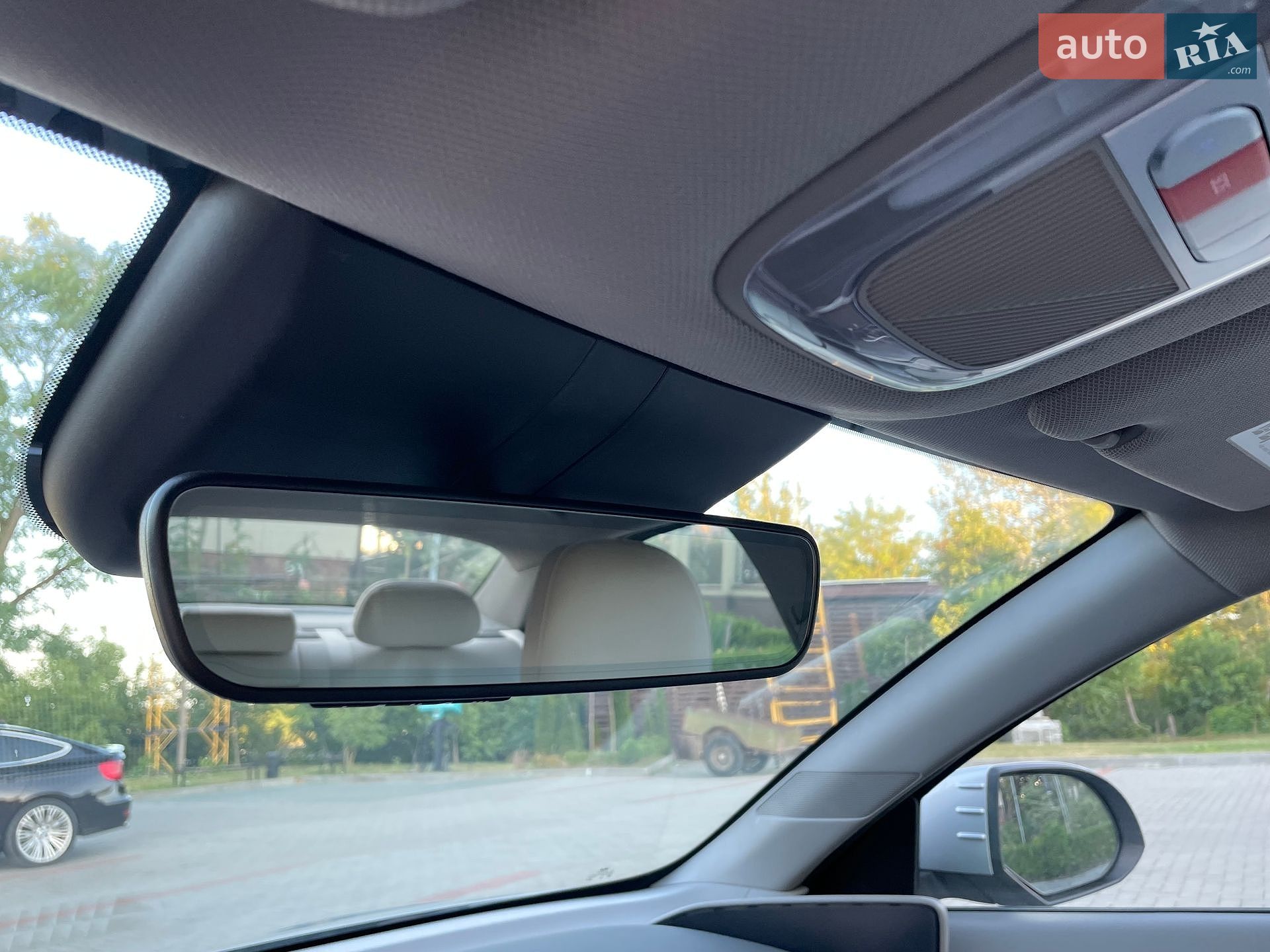 Hyundai Ioniq 6 2023 VIN KMHM34ACXPA051062 фото оголошення 50 з 74