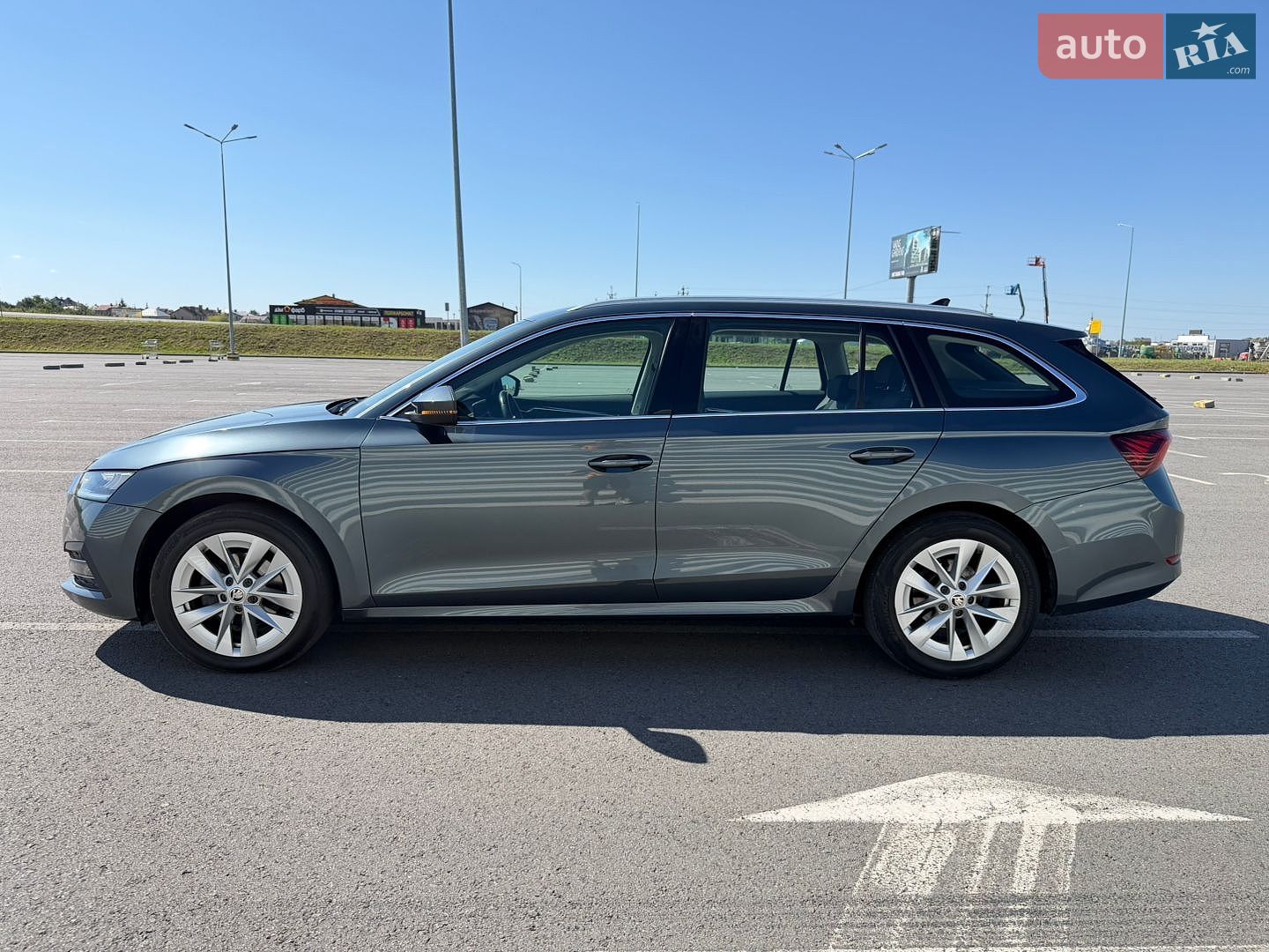 Skoda Octavia 2021 VIN TMBJJ7NX5MY187243 фото оголошення 6 з 20