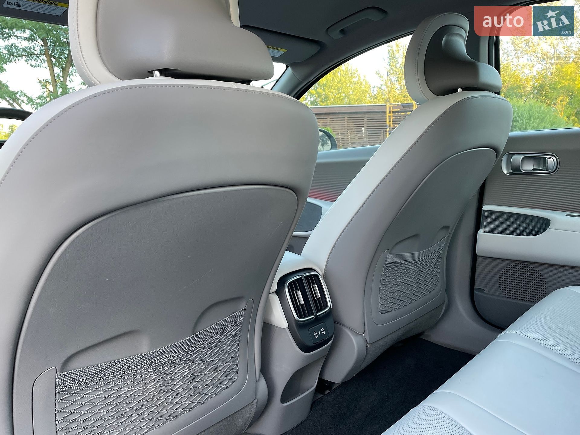 Hyundai Ioniq 6 2023 VIN KMHM34ACXPA051062 фото оголошення 54 з 74