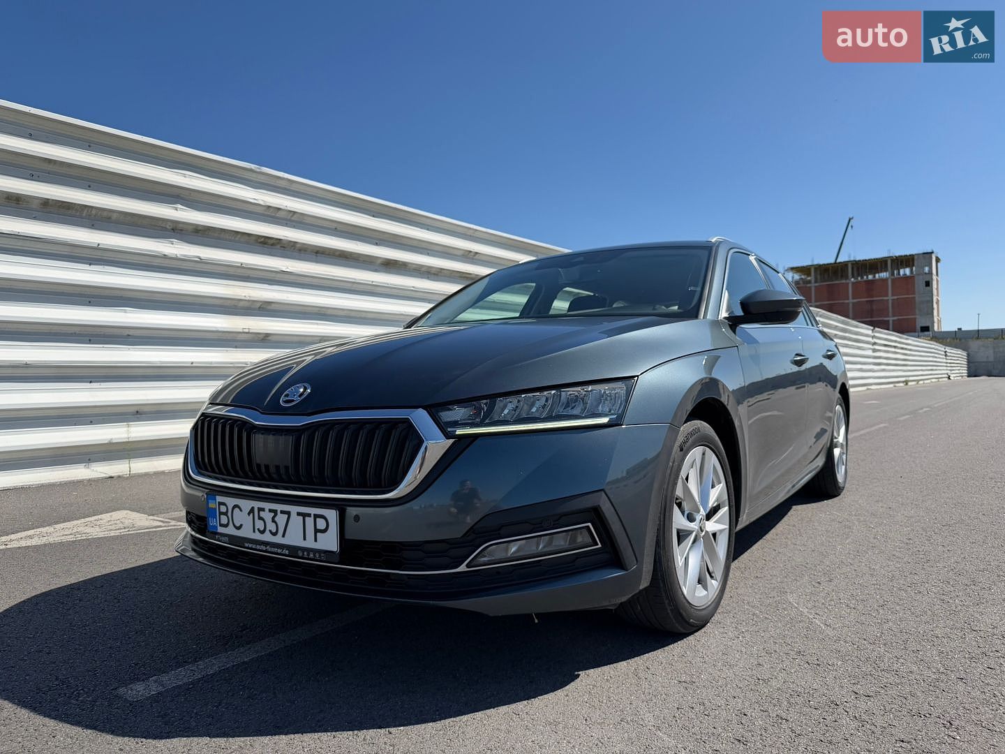 Skoda Octavia 2021 VIN TMBJJ7NX5MY187243 фото оголошення 8 з 20