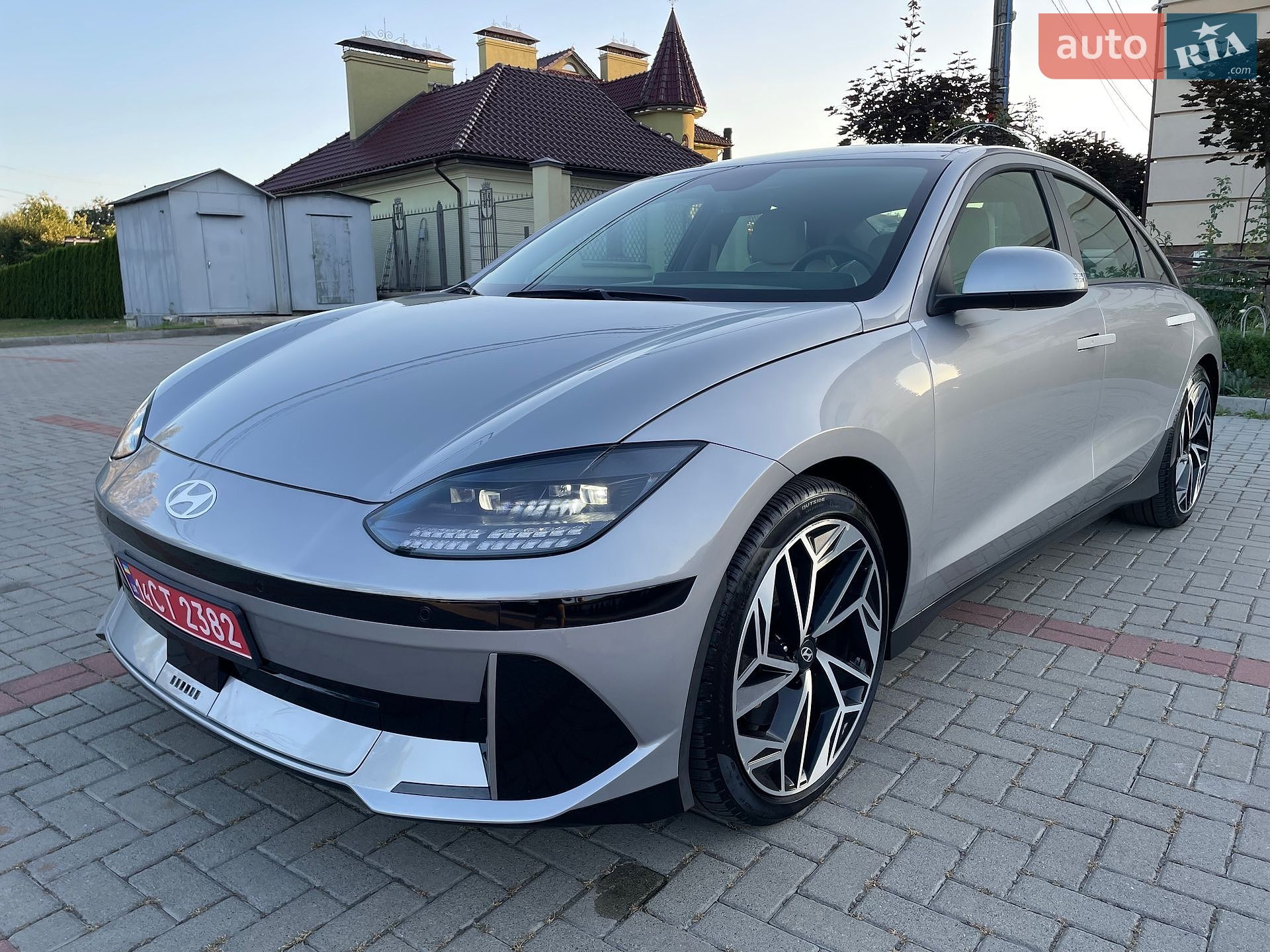 Hyundai Ioniq 6 2023 VIN KMHM34ACXPA051062 фото оголошення 71 з 74
