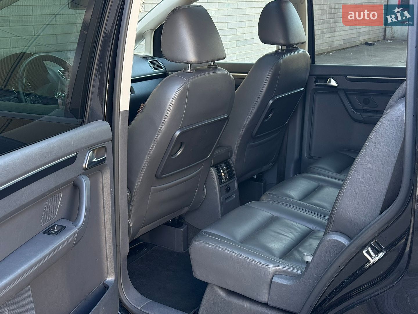 Volkswagen Touran 2011 VIN WVGZZZ1TZBW044604 фото оголошення 17 з 46