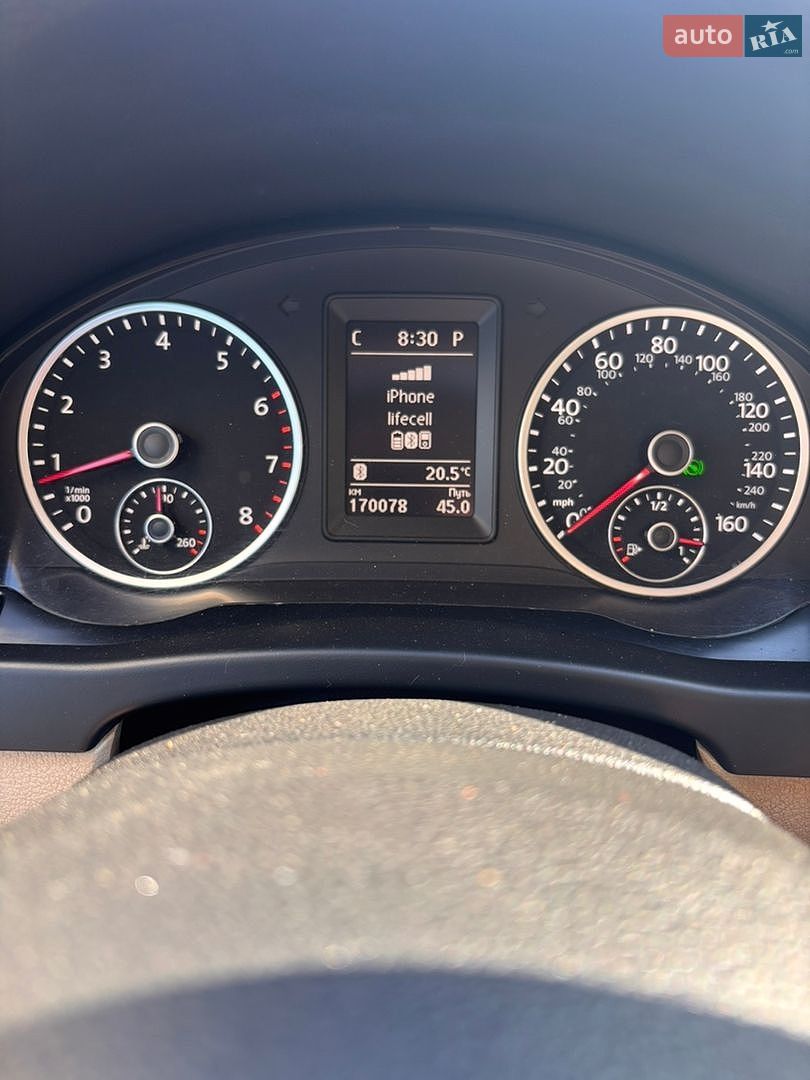 Volkswagen Tiguan 2015 VIN WVGAV7AX5FW024404 фото оголошення 8 з 12