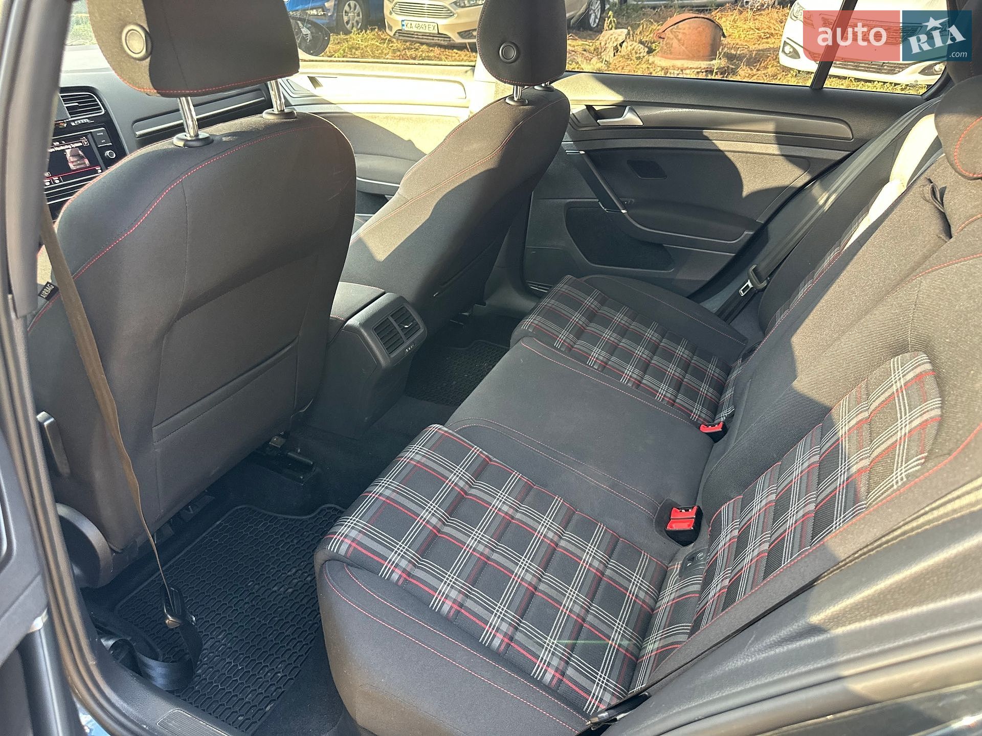 Volkswagen Golf GTI 2018 VIN 3VW5T7AU7KM002820 фото оголошення 11 з 13