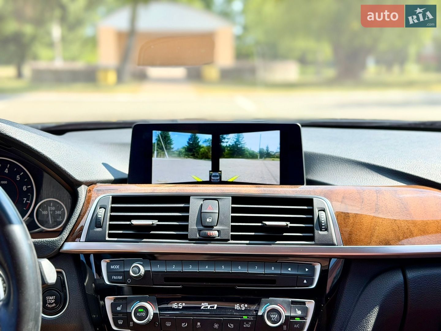 BMW 3 Series 2017 VIN WBA8D9G38HNU64726 фото оголошення 20 з 25