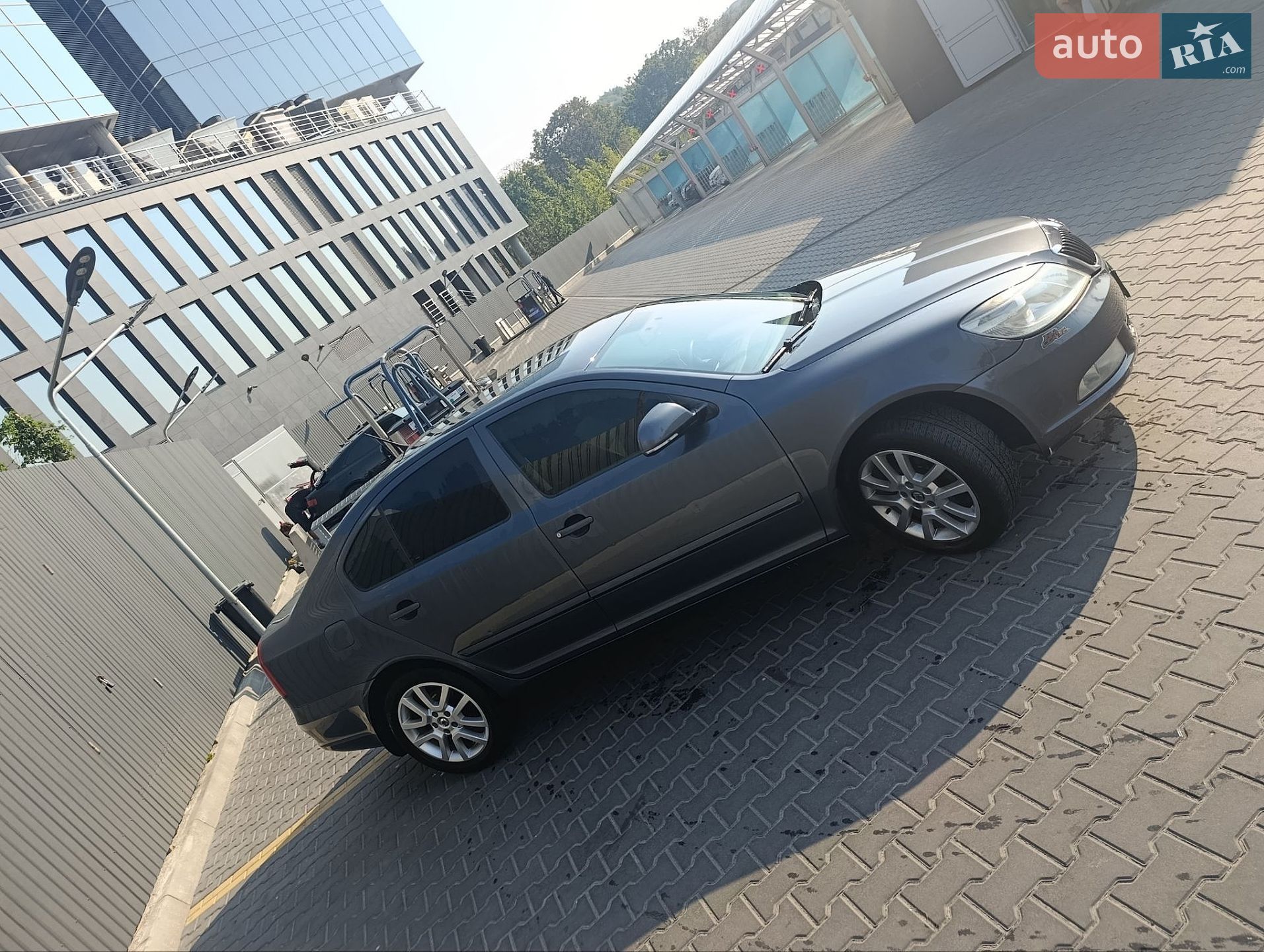 Skoda Octavia 2011 VIN TMBCK41ZXBB155769 фото оголошення 7 з 8