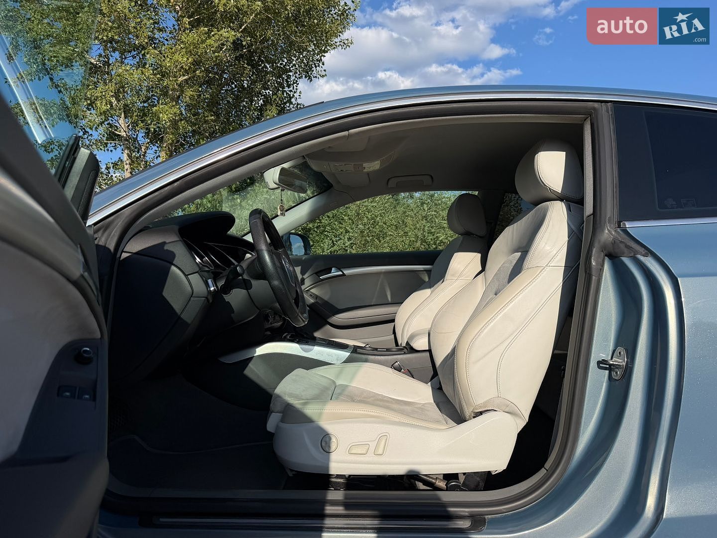Audi A5 2009 VIN WAUZZZ8T6AA002389 фото оголошення 31 з 49