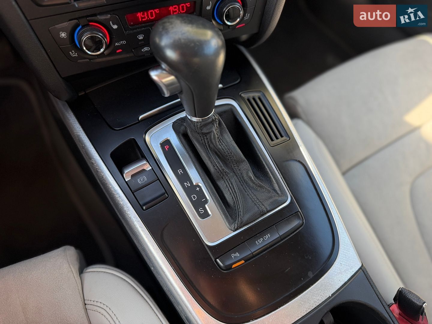 Audi A5 2009 VIN WAUZZZ8T6AA002389 фото оголошення 40 з 49