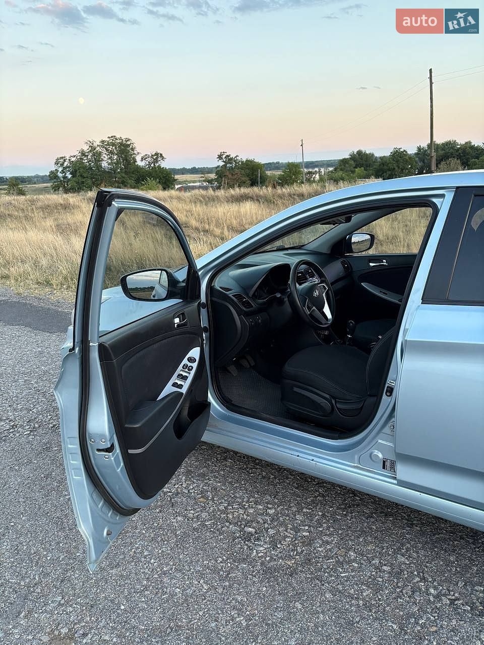 Hyundai Accent 2012 VIN Z94CU41DACR107023 фото оголошення 3 з 14