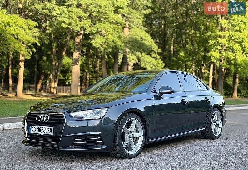 Audi A4 2018 VIN WAUDNAF48JA139823 фото оголошення 5 з 14