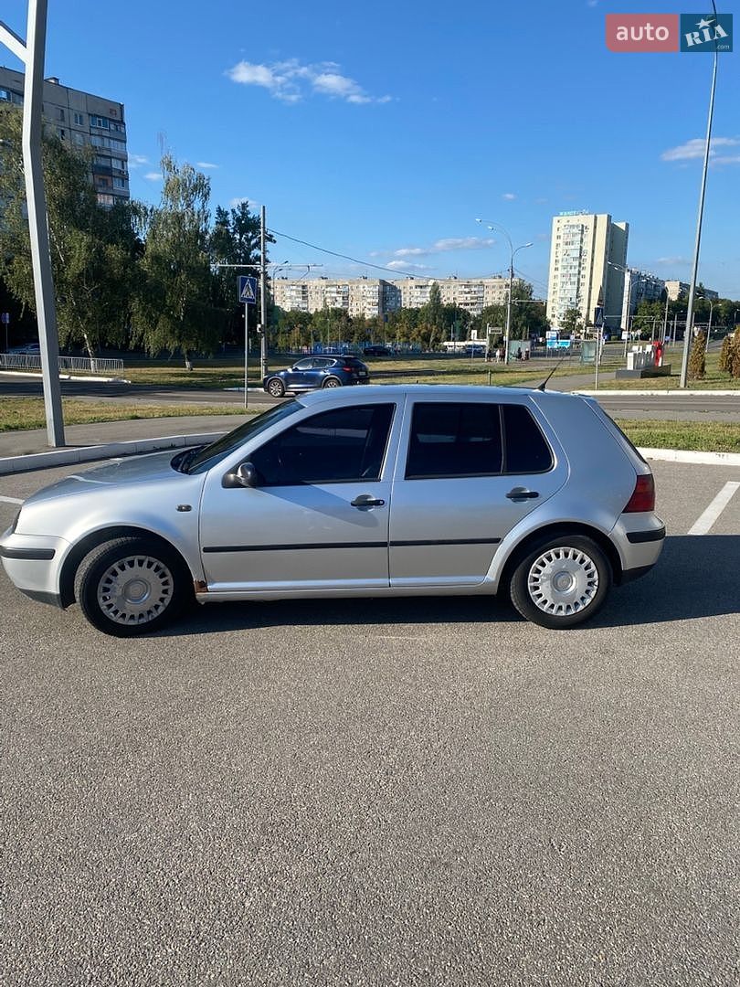 Volkswagen Golf 2000 VIN WVWZZZ1JZ1U042551 фото оголошення 6 з 11