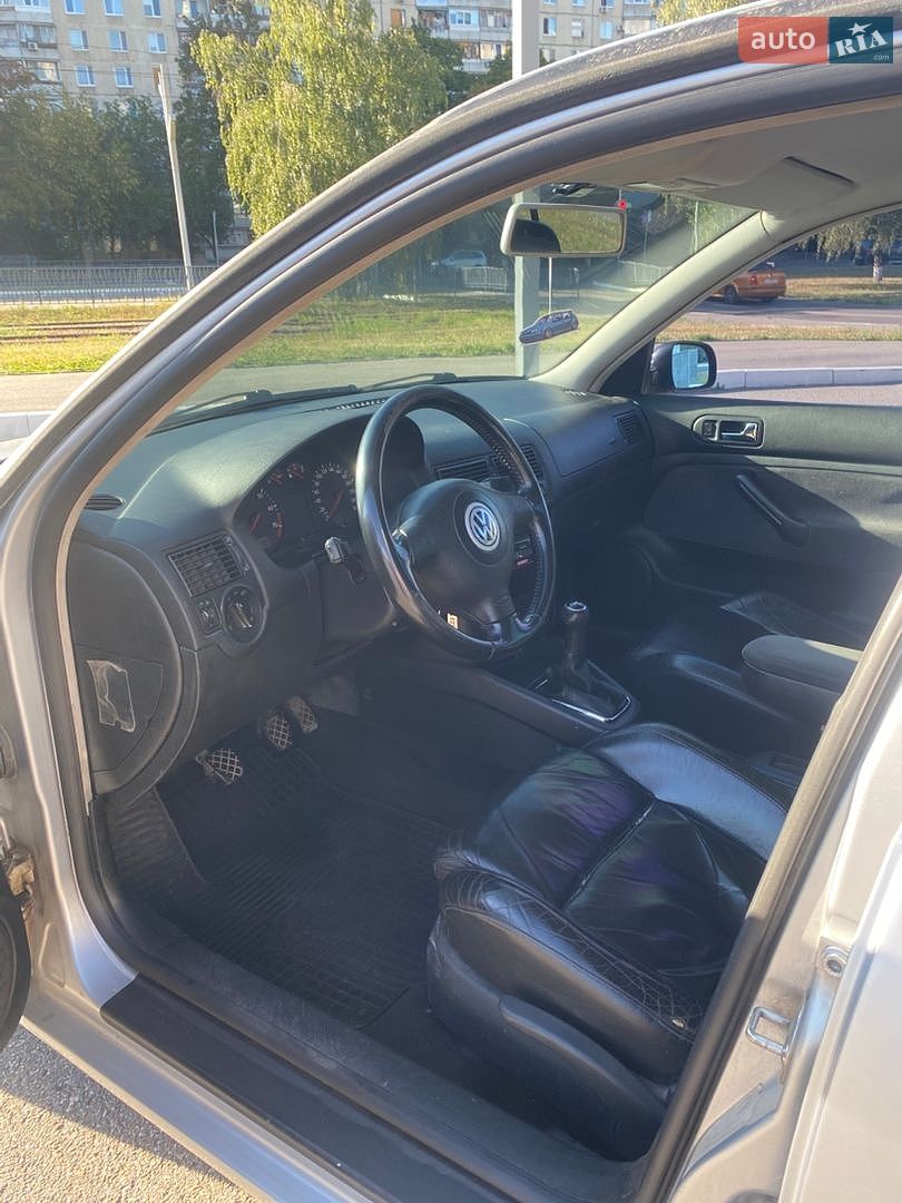 Volkswagen Golf 2000 VIN WVWZZZ1JZ1U042551 фото оголошення 9 з 11