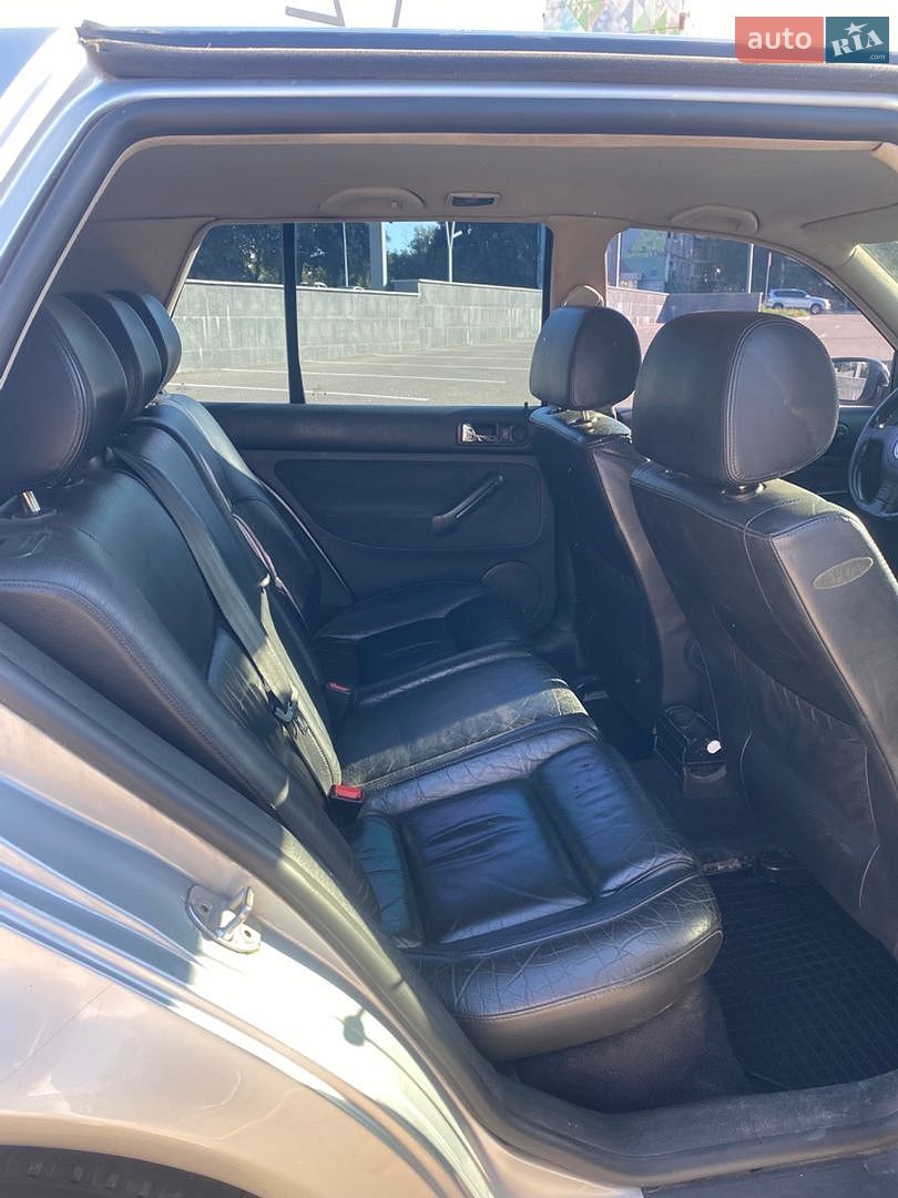 Volkswagen Golf 2000 VIN WVWZZZ1JZ1U042551 фото оголошення 7 з 11